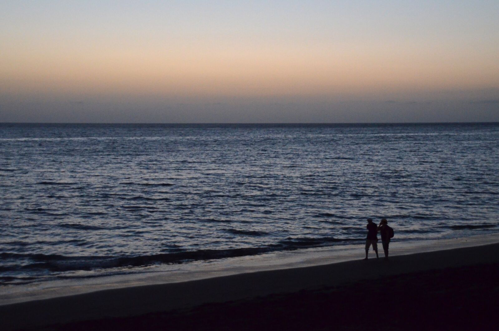 Nikon D5100 sample photo. Pair, romance, sea photography