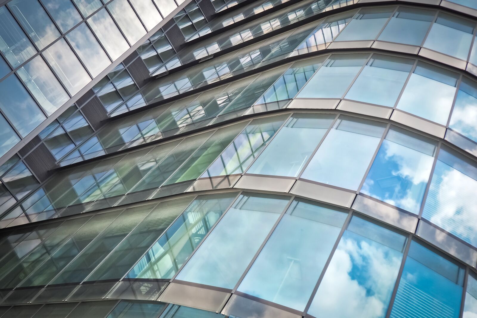 Olympus OM-D E-M10 sample photo. Architecture, facade, office building photography