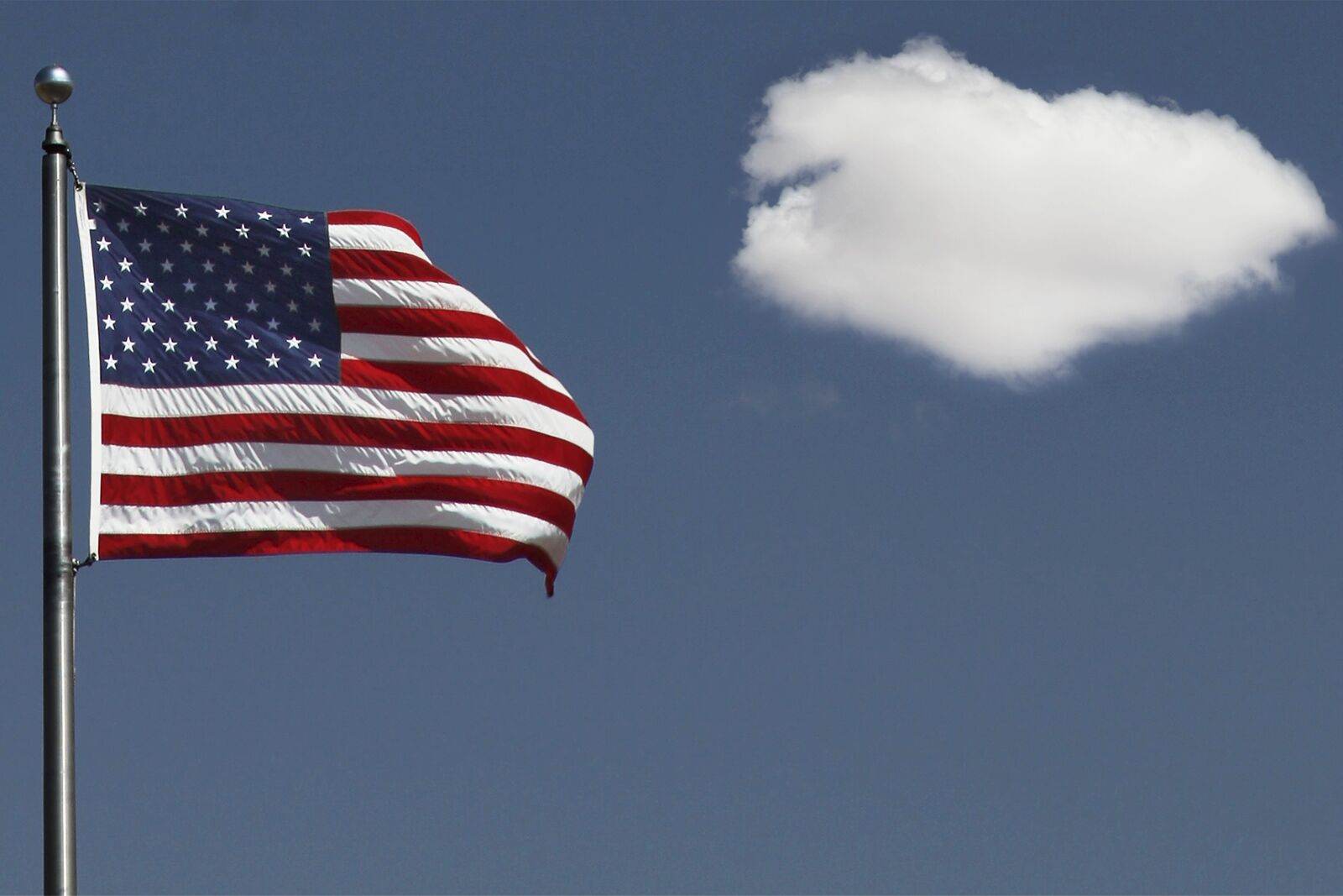 Canon EOS 5D Mark II sample photo. Cloud, flag, sky photography