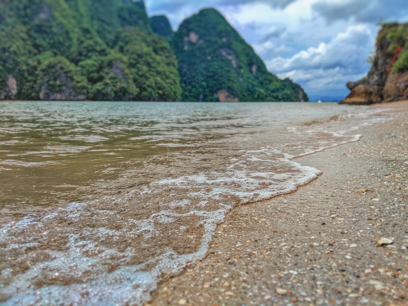 Google Pixel 2 sample photo. Beach, thailand, water photography