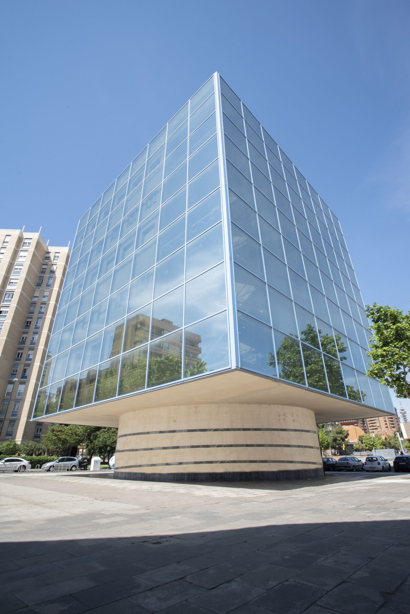 Nikon D750 sample photo. Building, offices, saragossa photography