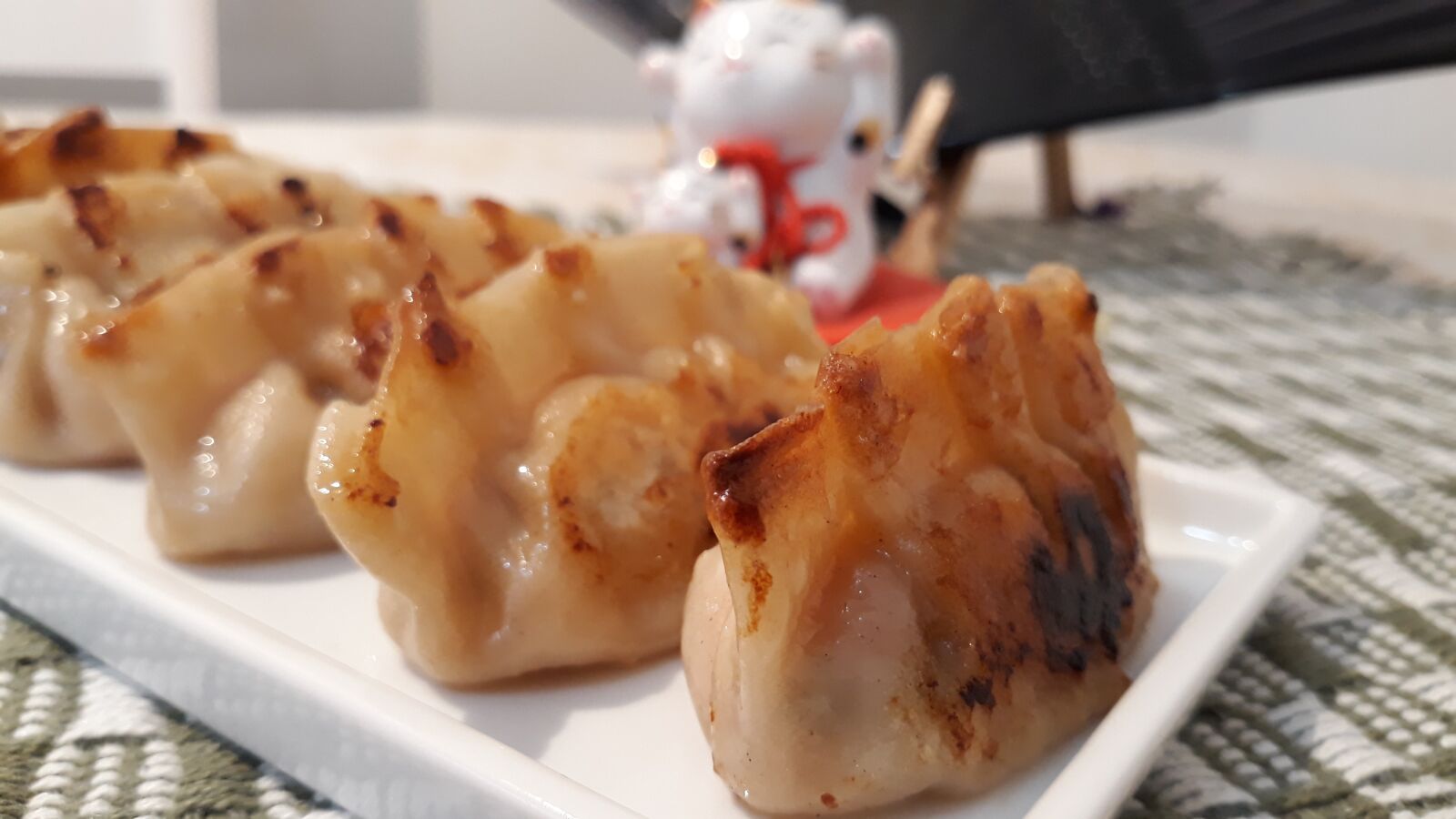 Samsung Galaxy J7 Pro sample photo. Gyoza, guiosa, guioza photography