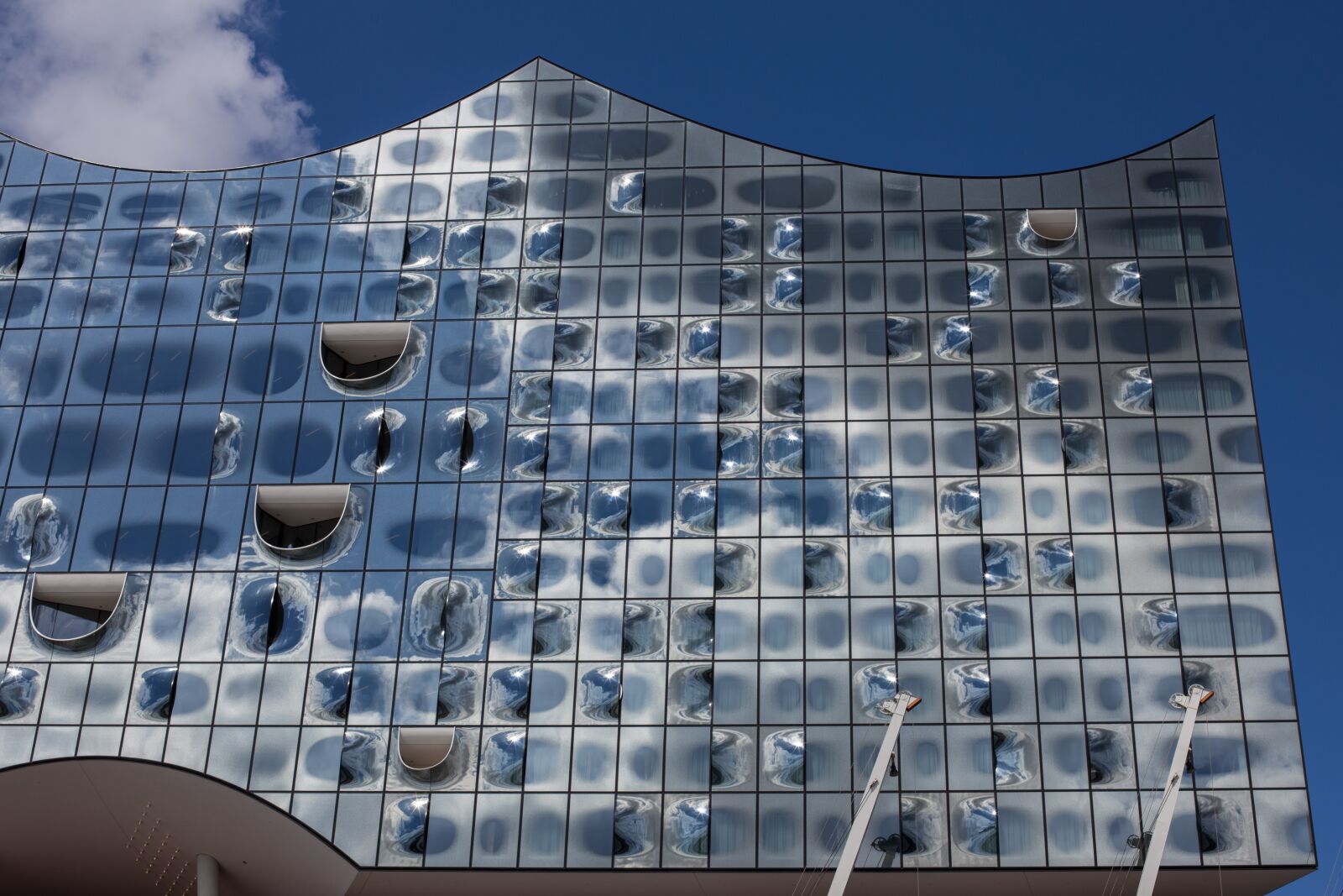 Canon EOS 6D + Canon EF 50mm F1.4 USM sample photo. Hamburg, elbe philharmonic hall photography