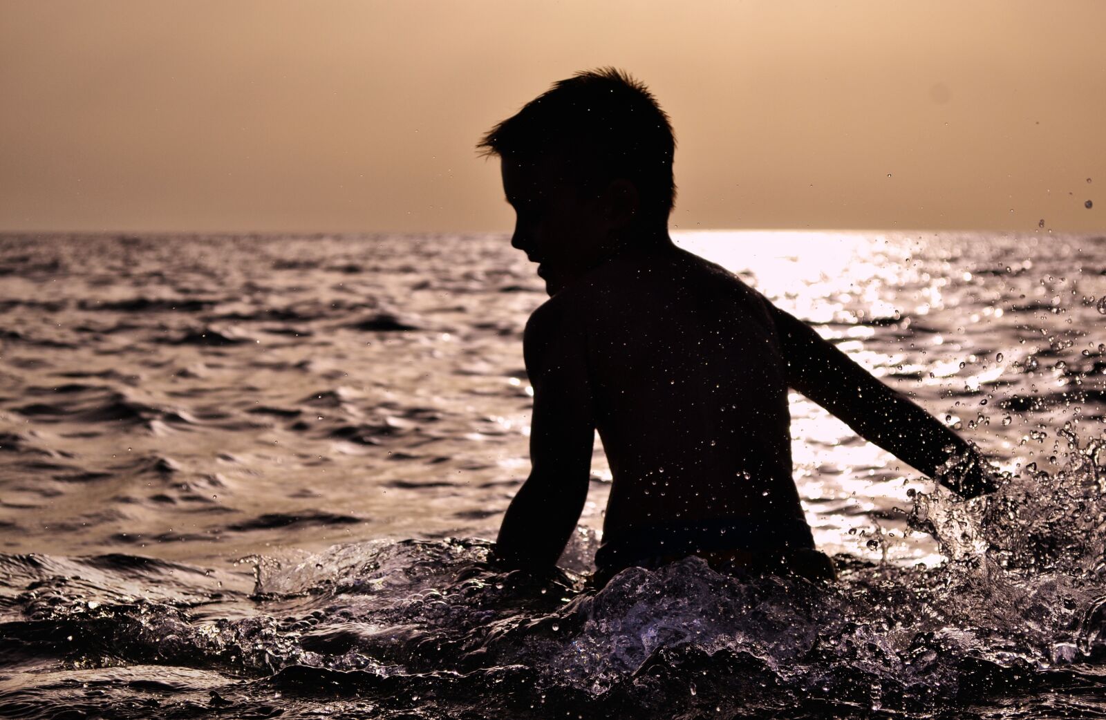 Nikon D3100 sample photo. Boy, splashing around, kid photography
