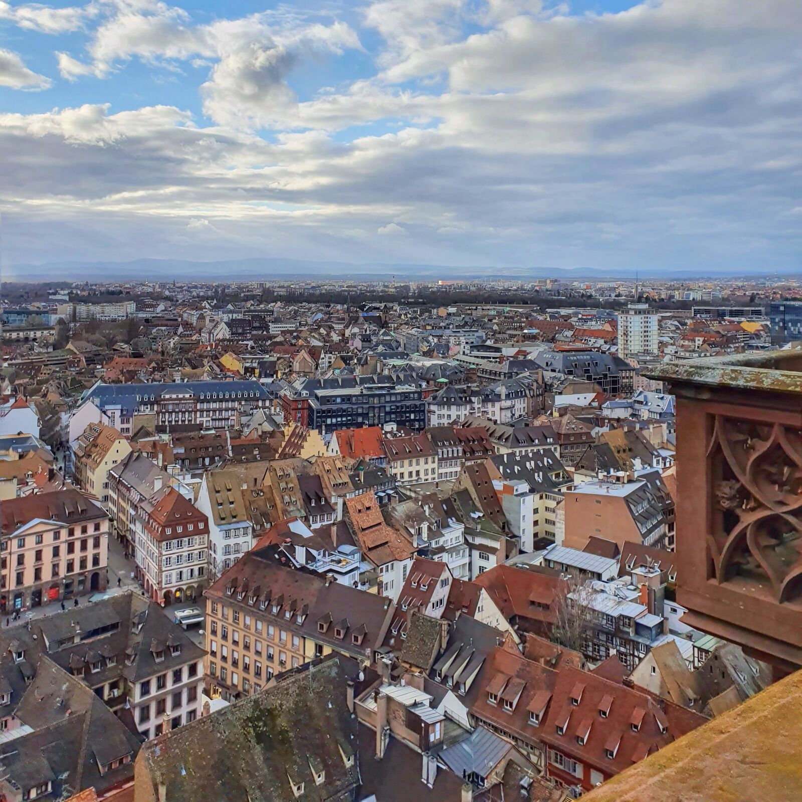 Samsung Galaxy S10+ sample photo. Travel, city, strasbourg photography