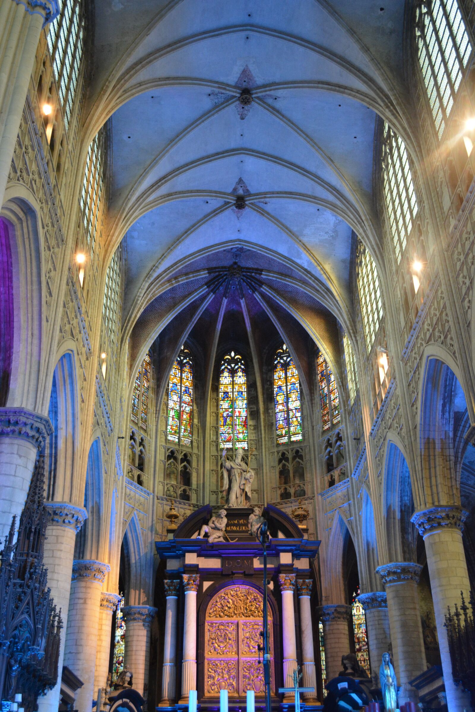 Nikon D5200 sample photo. Church, building, vaults photography