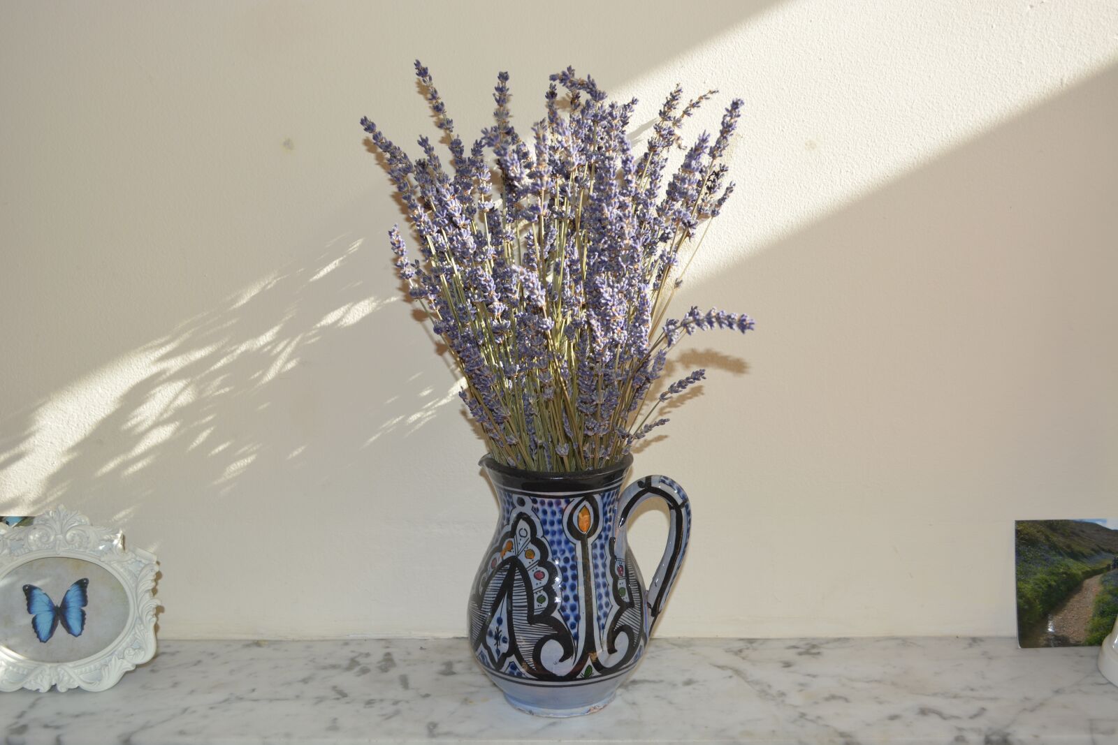 Nikon D5200 sample photo. Lavender, jug, flowers photography