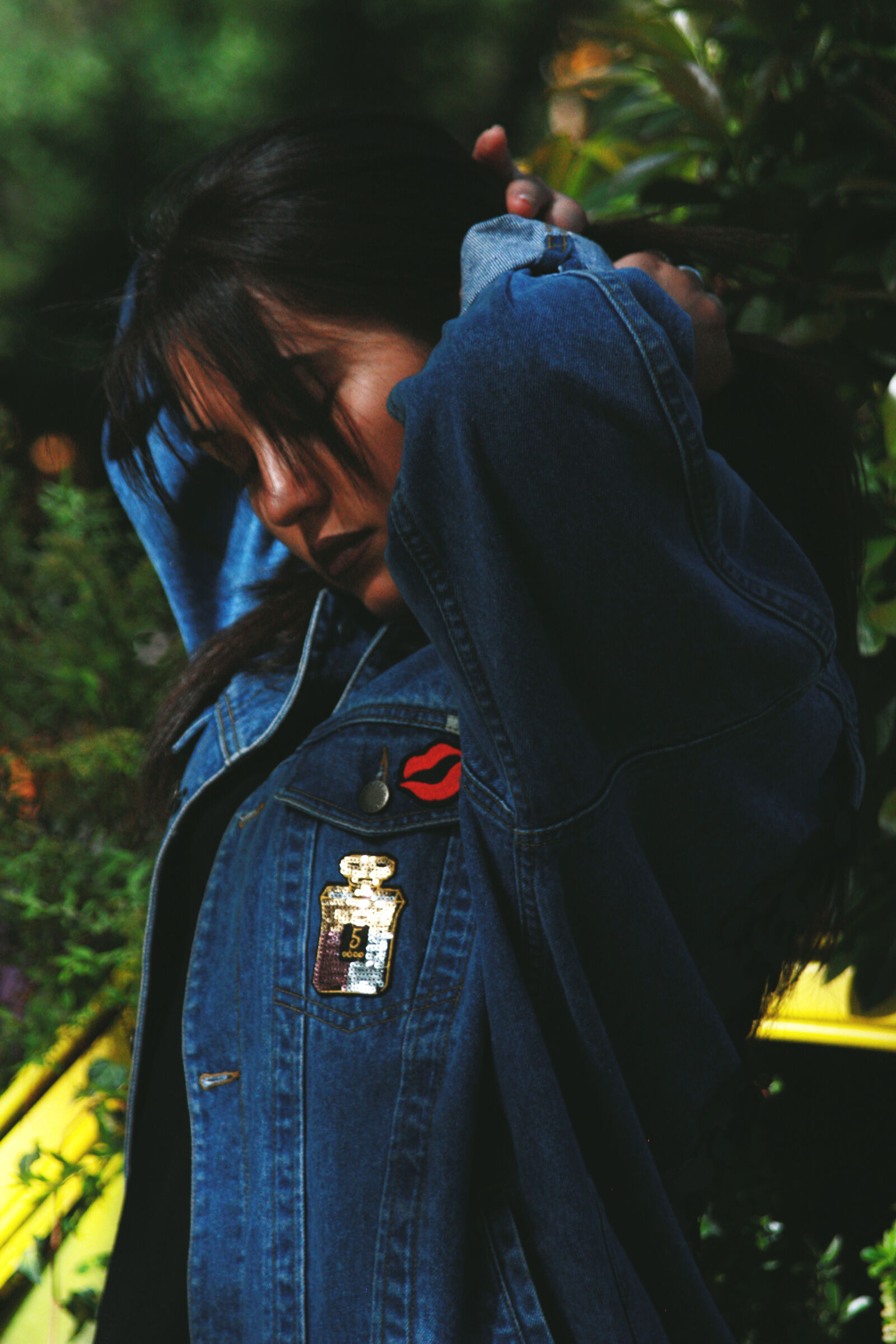 Canon EOS 450D (EOS Rebel XSi / EOS Kiss X2) sample photo. Colors, girl, hairs, nature photography