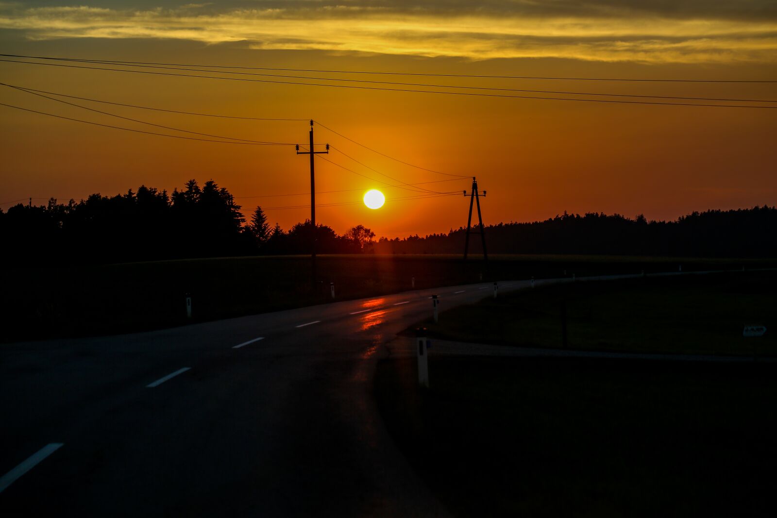 Canon EF 100mm F2.8L Macro IS USM sample photo. Sunset, evening, nature photography
