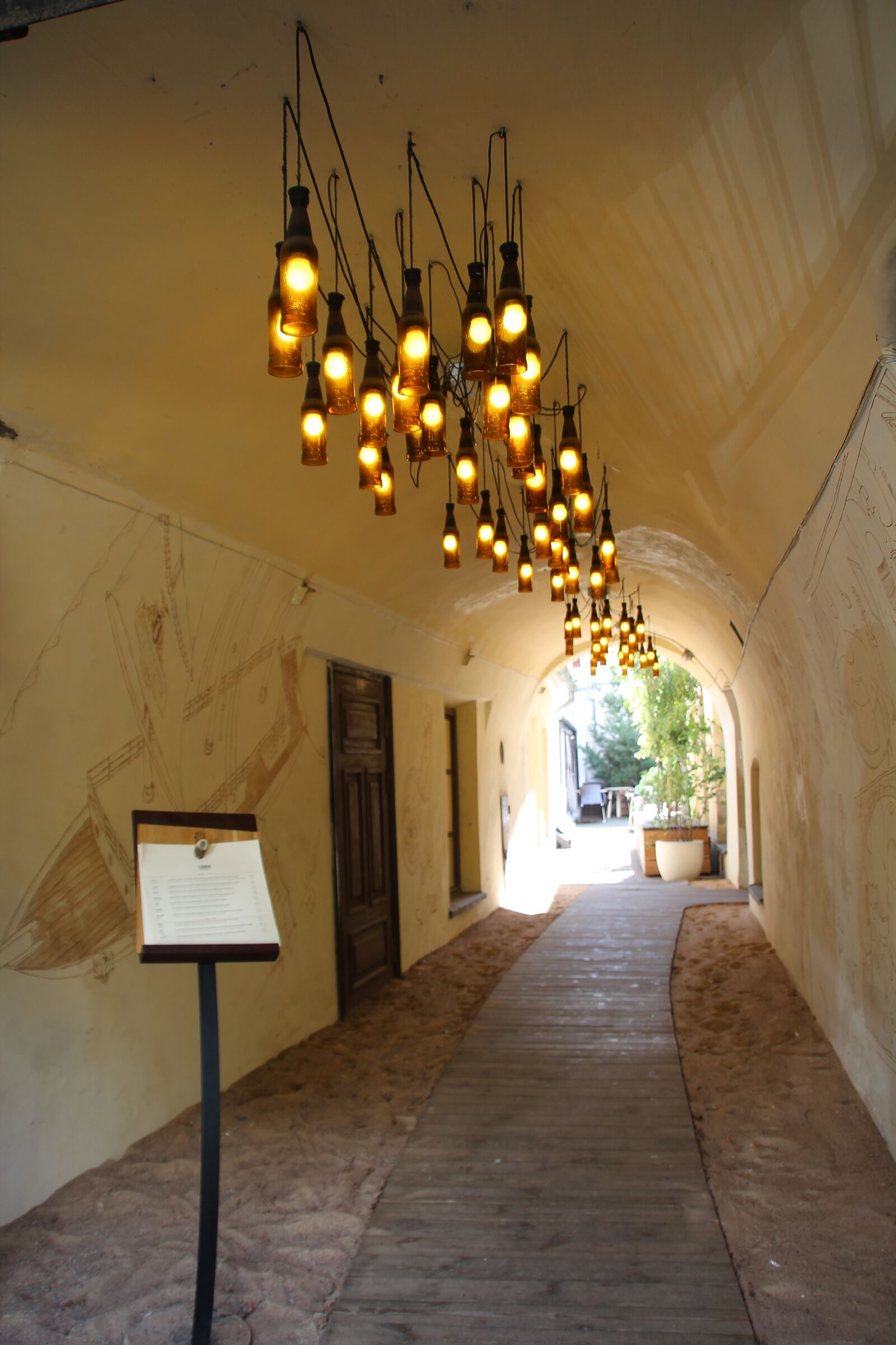 Canon EOS 600D (Rebel EOS T3i / EOS Kiss X5) sample photo. Passage, house passage, tunnel photography