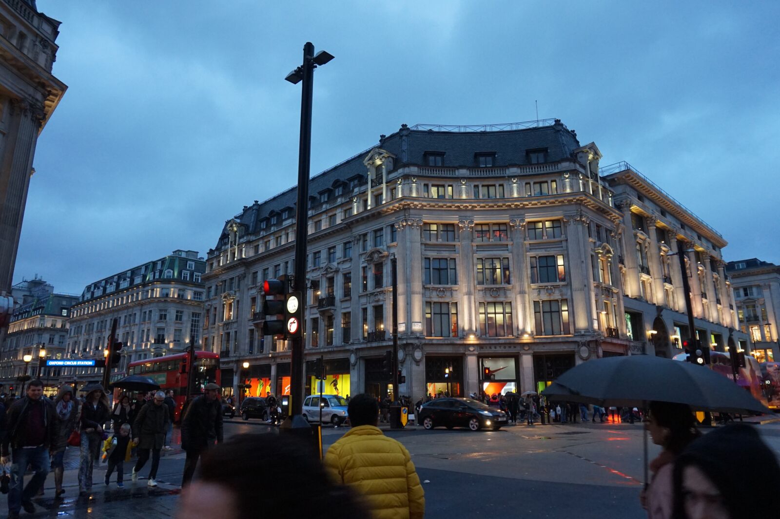 Sony Alpha a5000 (ILCE 5000) sample photo. City, travel, structure photography