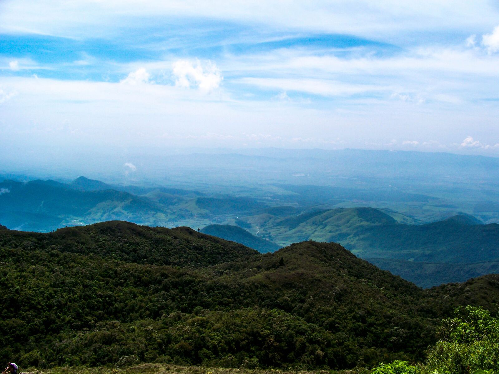 Kodak EASYSHARE Z1012 IS DIGITAL CAMERA sample photo. Saw mantiqueira, blue sky photography