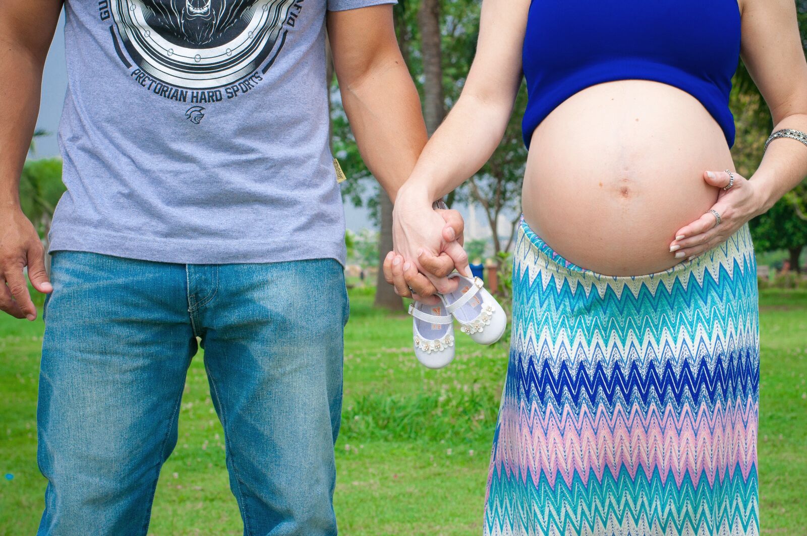 Nikon D5000 sample photo. Pregnant woman, casal, pregnancy photography