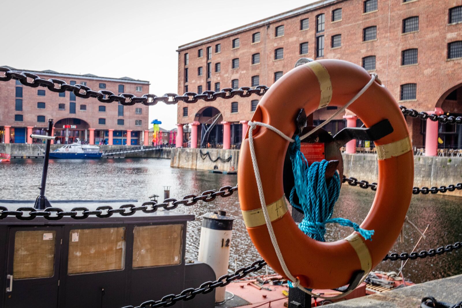 Canon EF-S 24mm F2.8 STM sample photo. Liverpool, city, centre photography