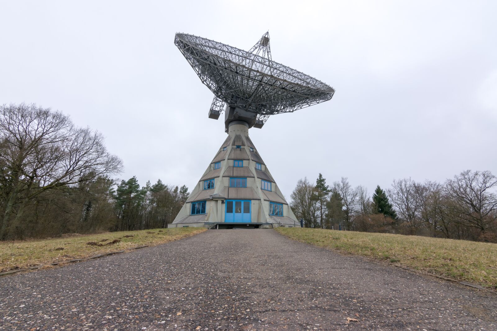 Nikon D5300 sample photo. Radio telescope, parabolic, seti photography
