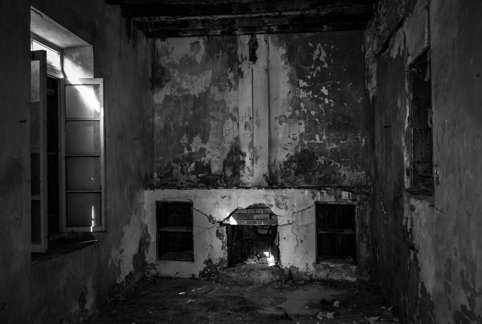 Nikon D3300 sample photo. House, abandoned, old photography