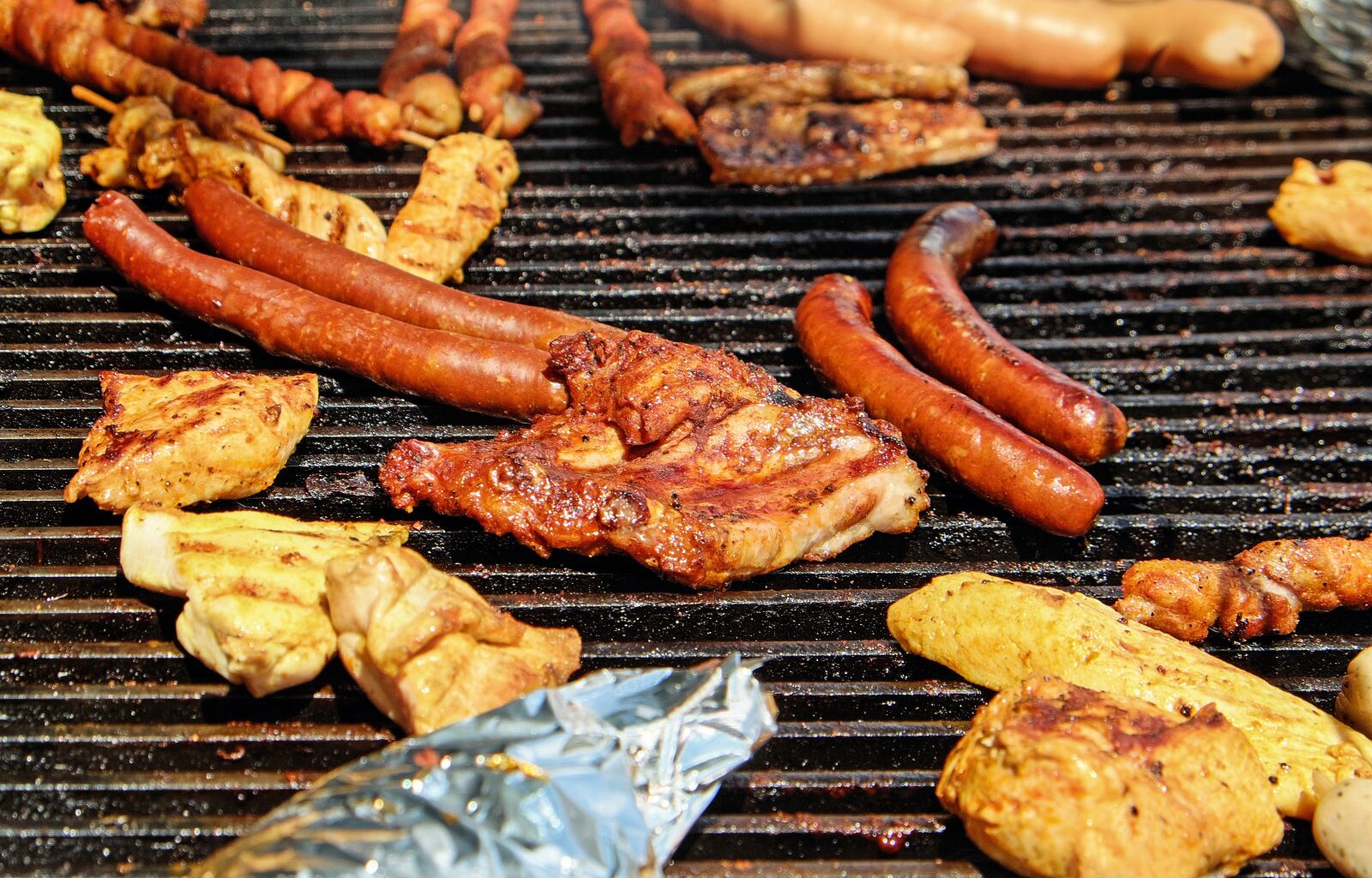 Fujifilm X-T10 sample photo. Barbecue, meat, sausage photography