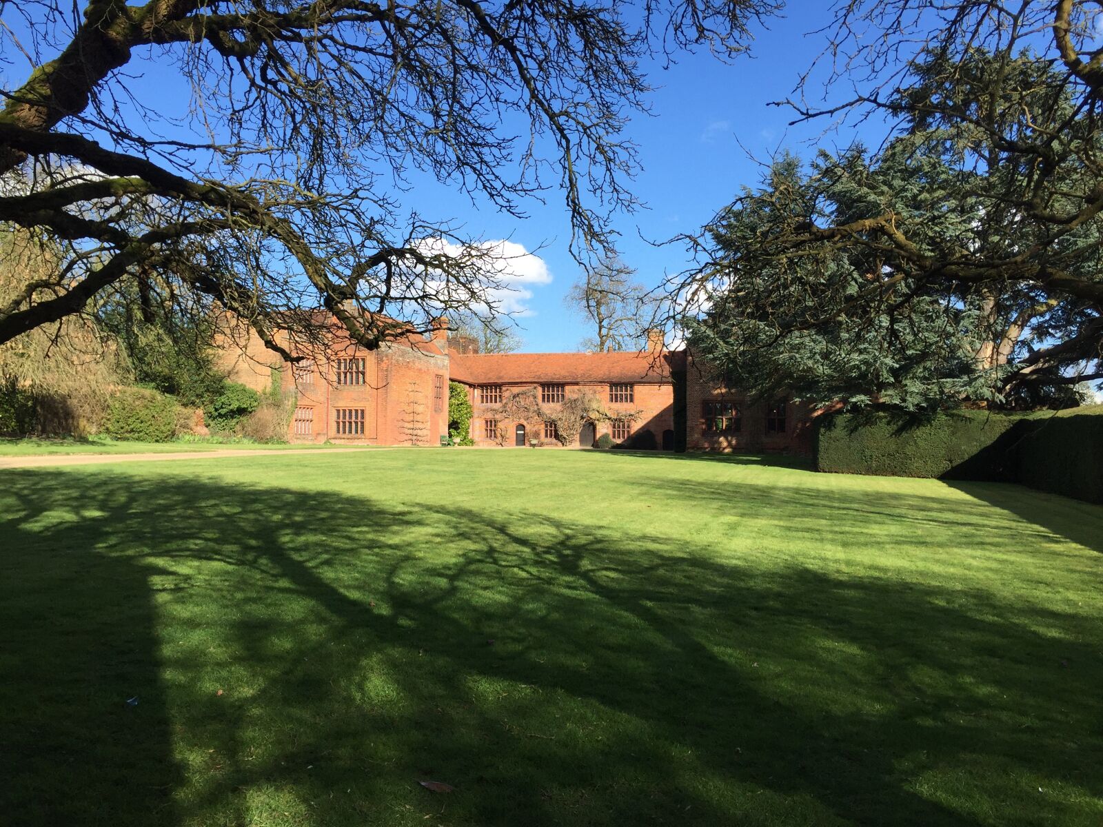 Apple iPhone 6 sample photo. Ingatestone, hall, tudor photography