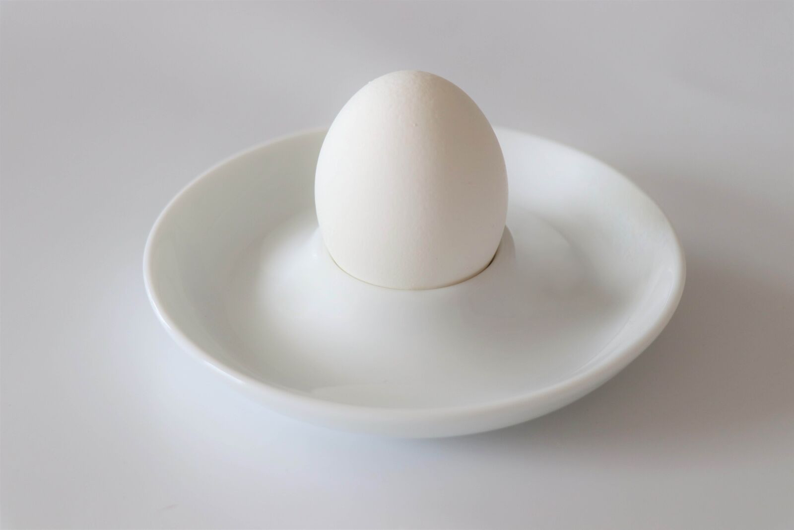 Canon EOS 77D (EOS 9000D / EOS 770D) sample photo. Egg, breakfast, white photography