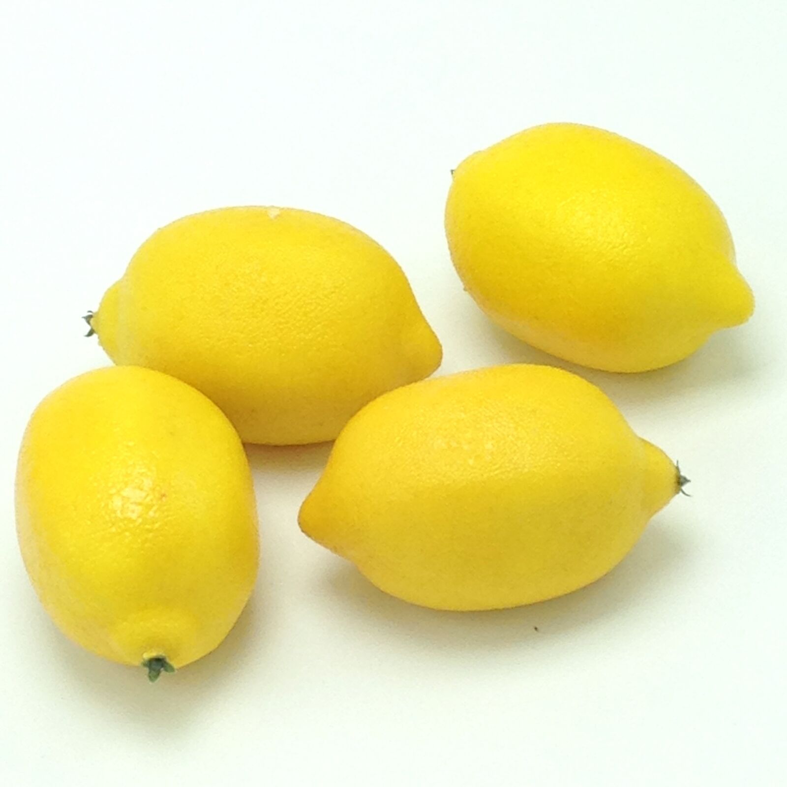 iPhone 5c back camera 4.12mm f/2.4 sample photo. Lemons, citrus, whole photography