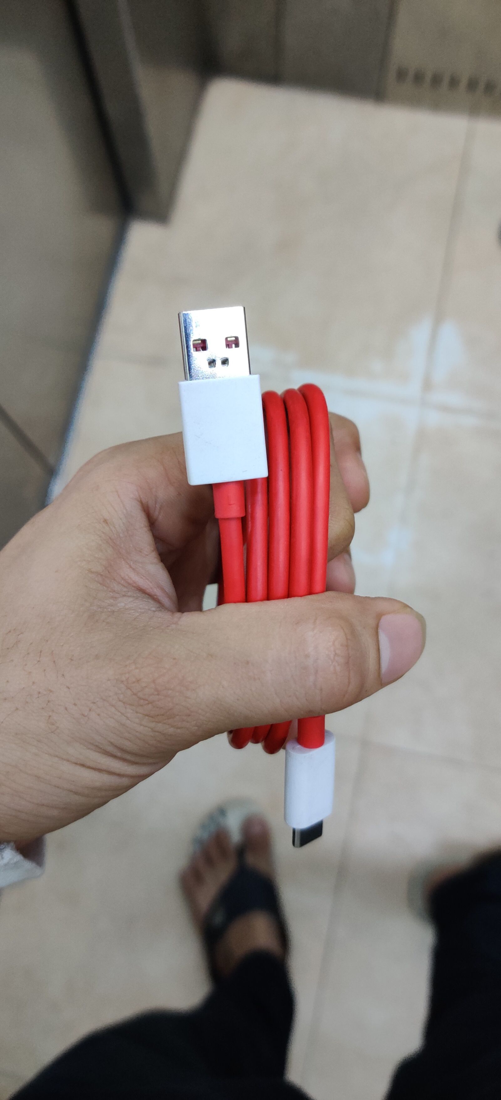 OnePlus GM1911 sample photo. Red cable, one plus photography