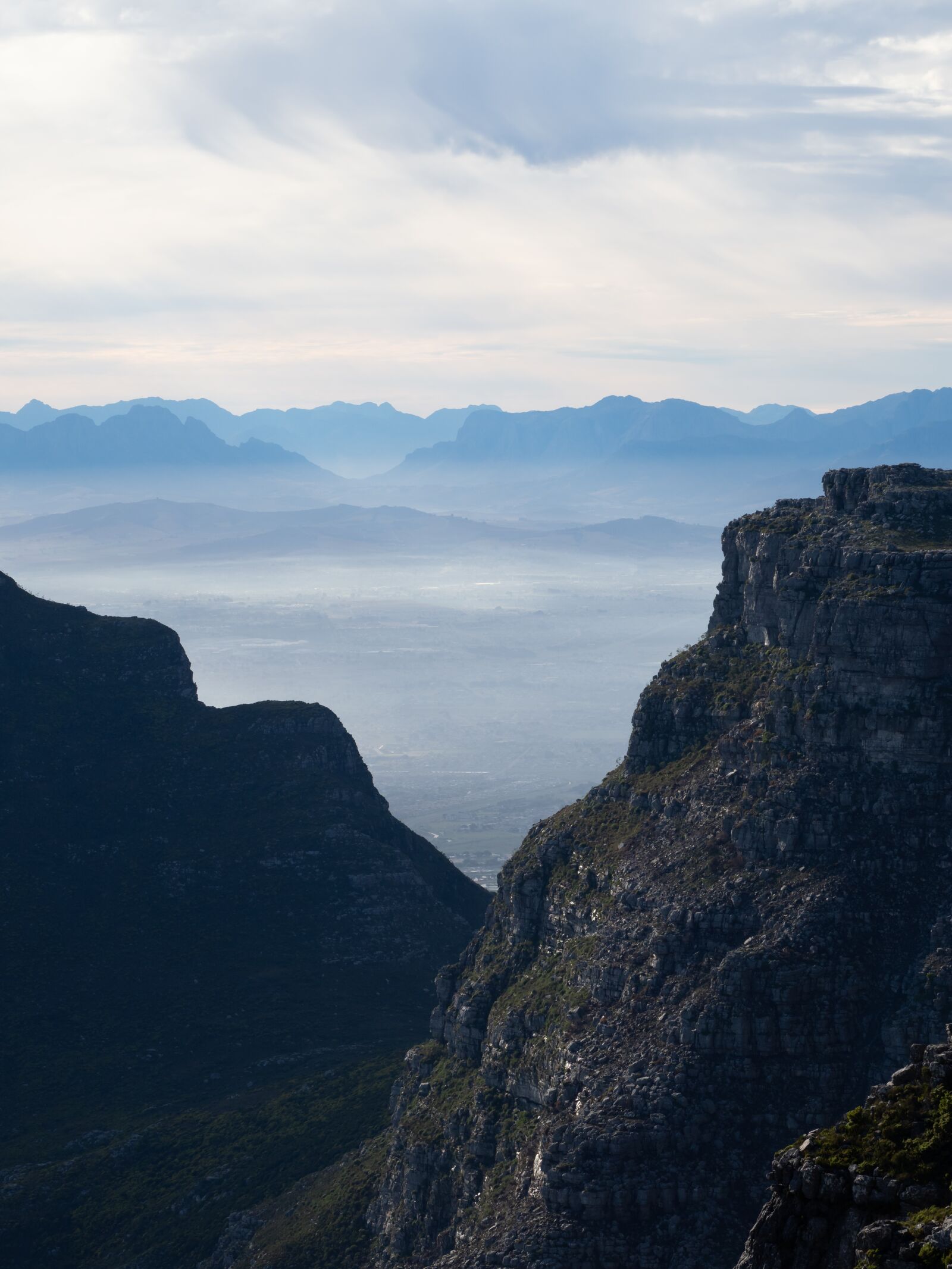 Olympus M.Zuiko Digital ED 12-100mm F4.0 IS Pro sample photo. View from table mountain photography