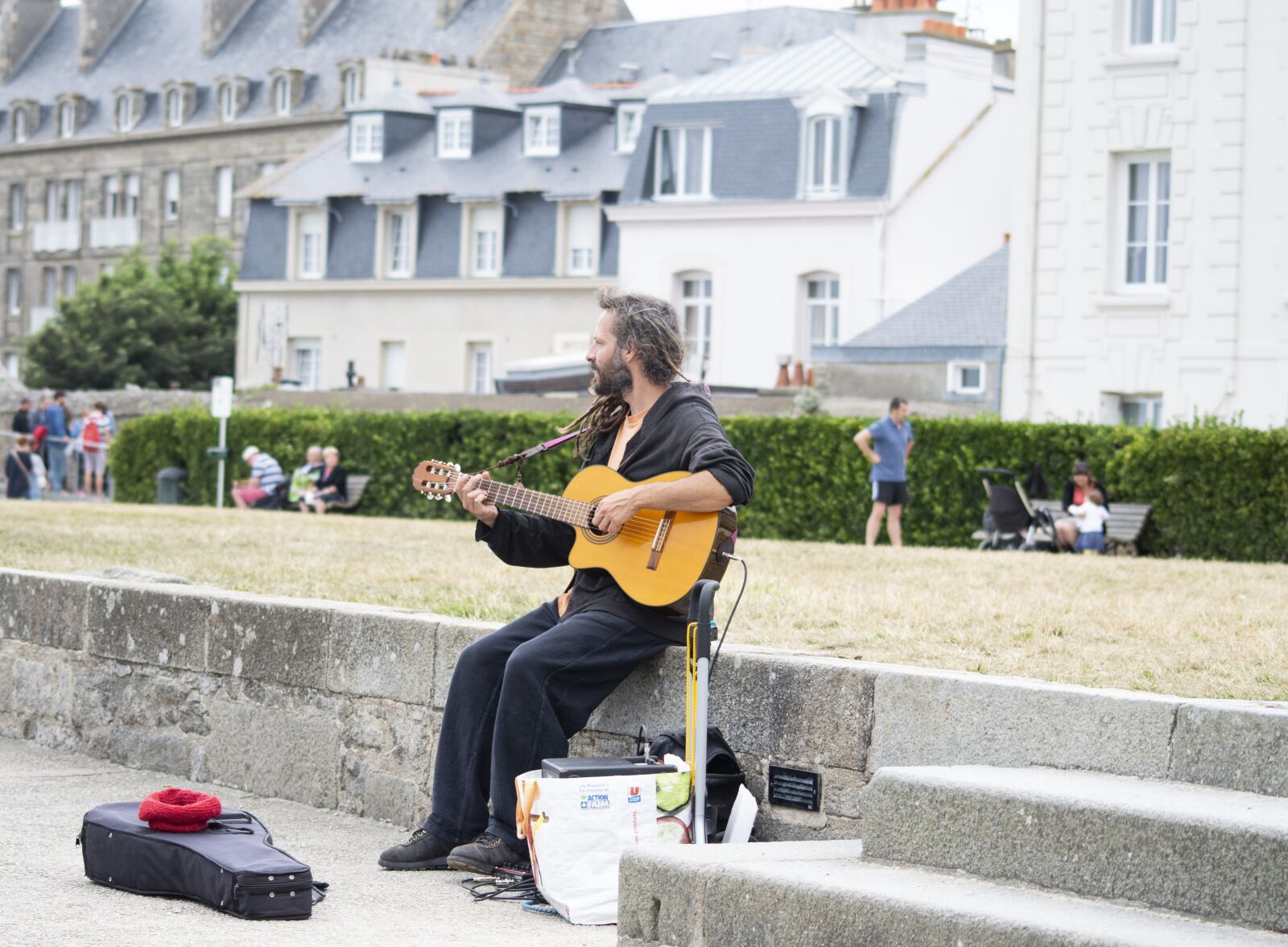 Nikon D3200 sample photo. France, music, musician photography