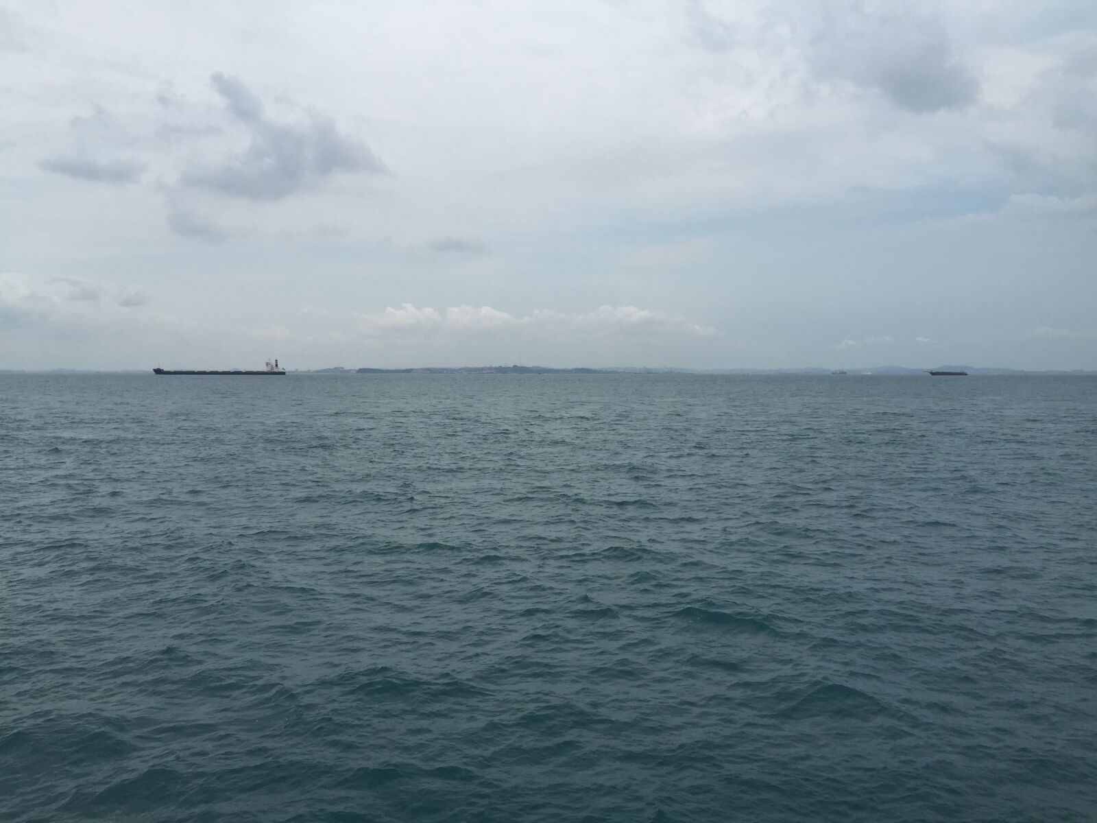iPhone 6 Plus back camera 4.15mm f/2.2 sample photo. Singapore sea, open water photography
