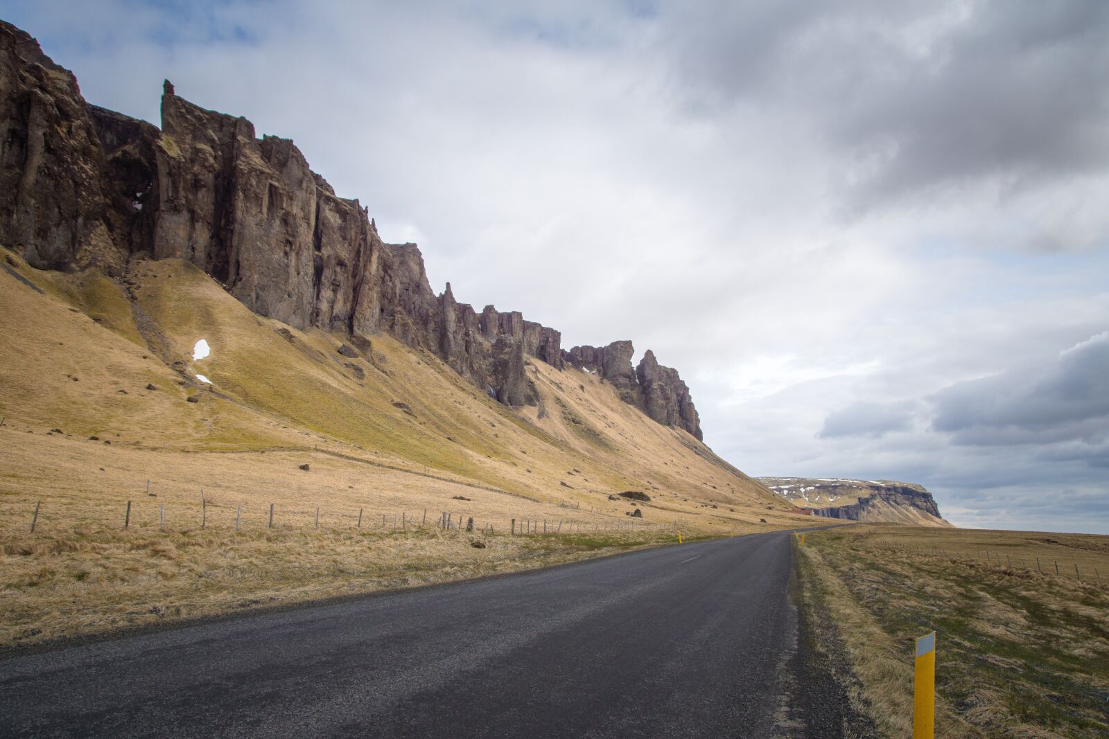 Sony SLT-A77 sample photo. Mountain, solid, schroff photography
