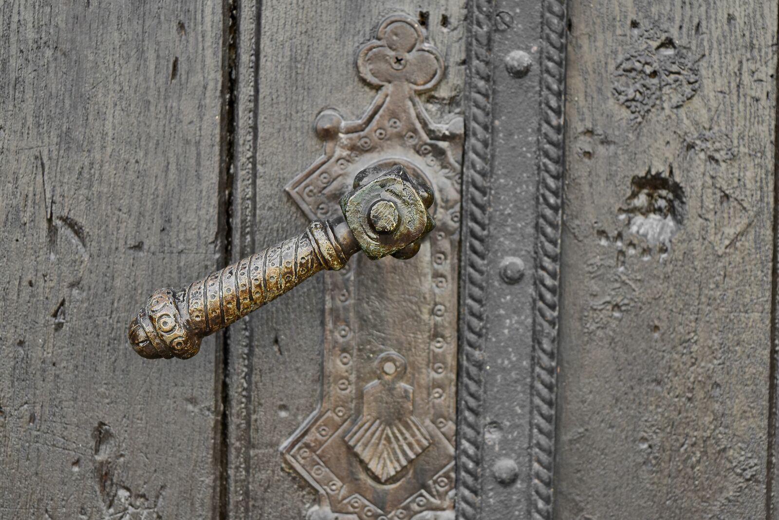 Nikon D5500 sample photo. Iron, door, old, lock photography