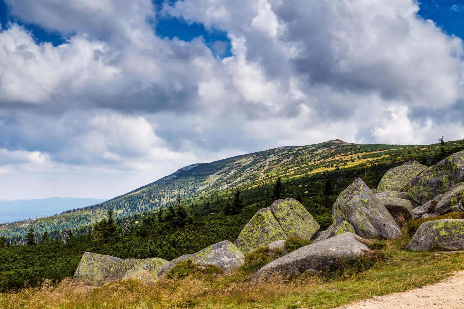 Canon EOS 6D + Canon EF 50mm F1.4 USM sample photo. Mountains, clouds, krkono e photography