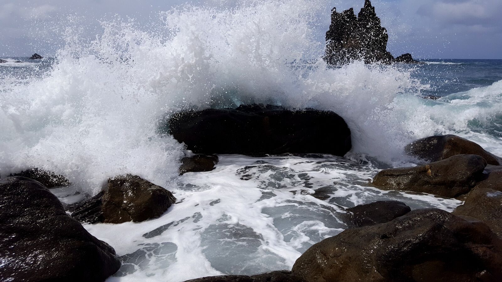 Samsung Galaxy S6 sample photo. Sea, wave, water photography