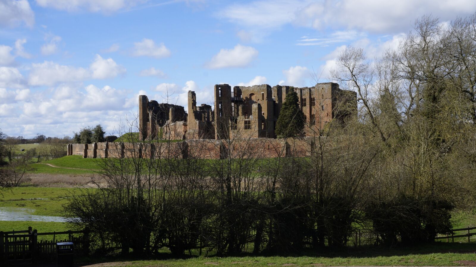 Sony Alpha a3000 sample photo. Castle, england, the ruins photography
