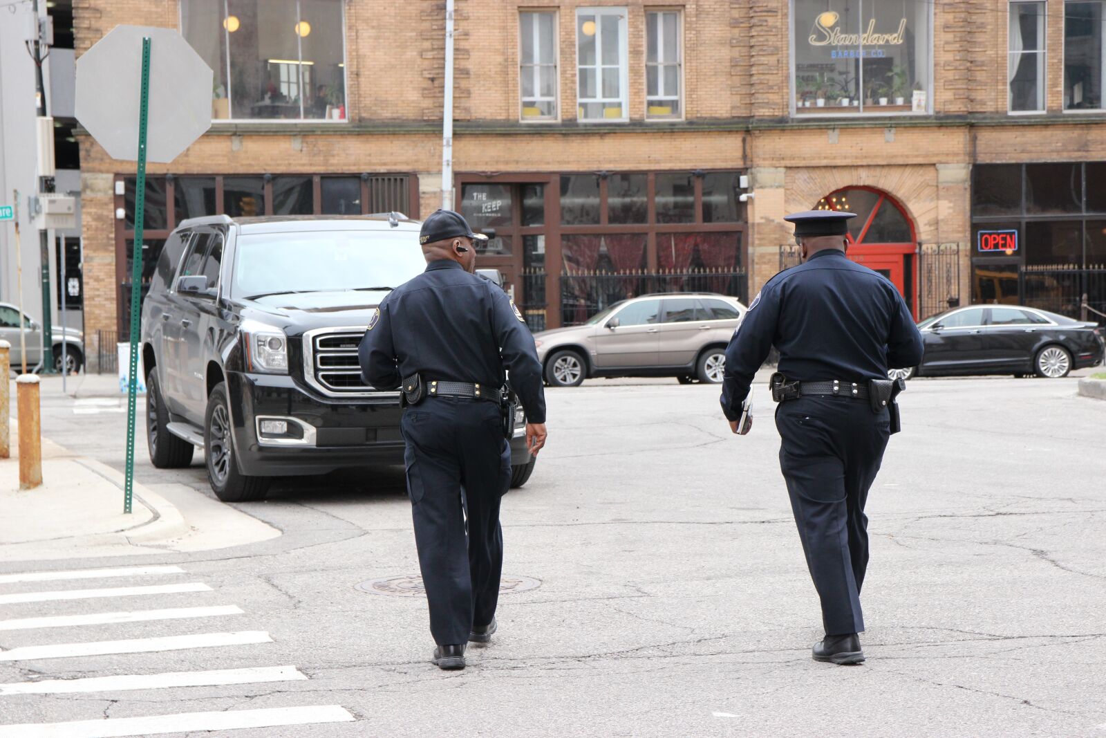 Canon EOS 600D (Rebel EOS T3i / EOS Kiss X5) sample photo. Police, police officers, detroit photography
