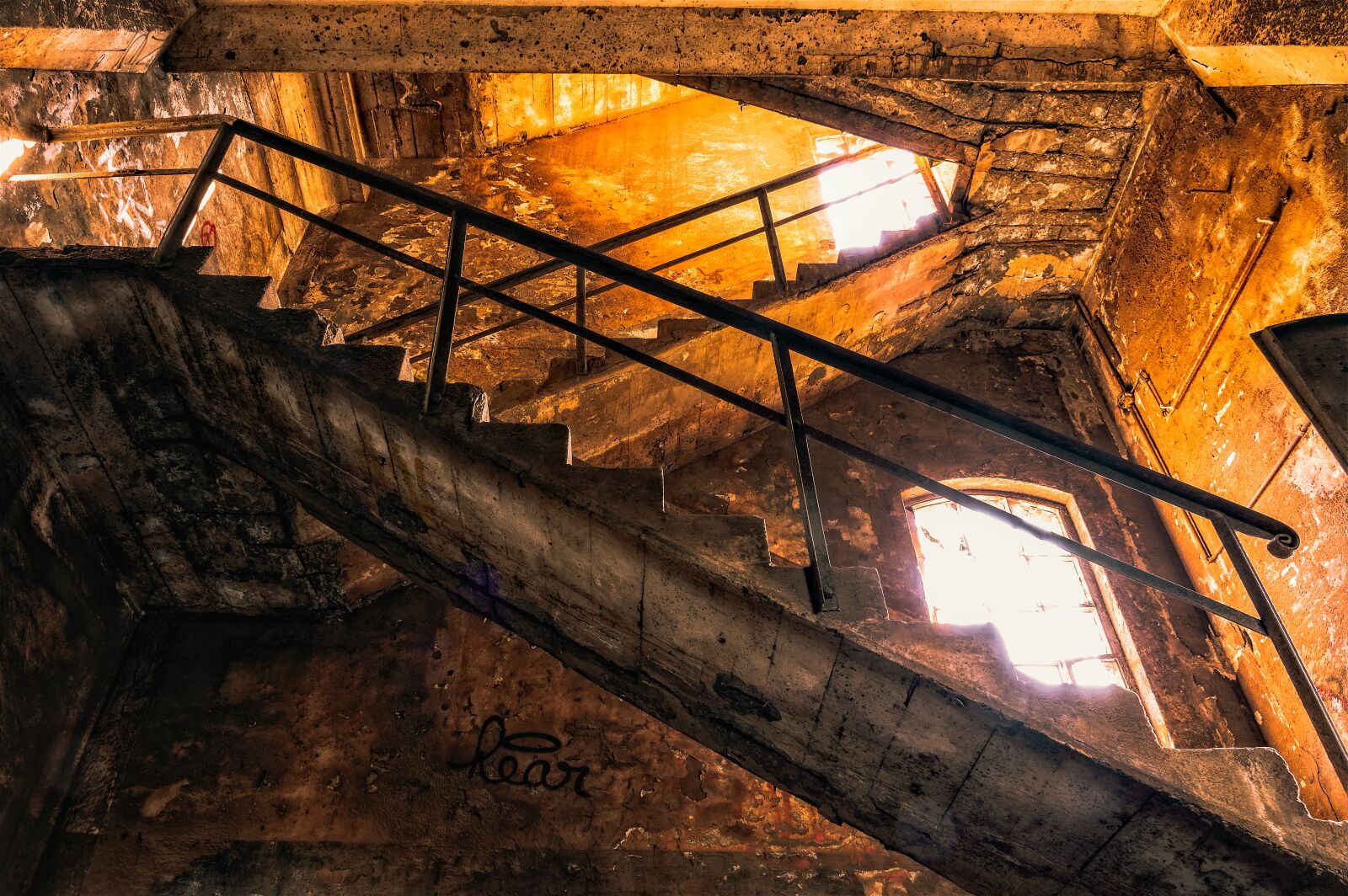Nikon Z6 sample photo. Stairs, staircase, perspective photography