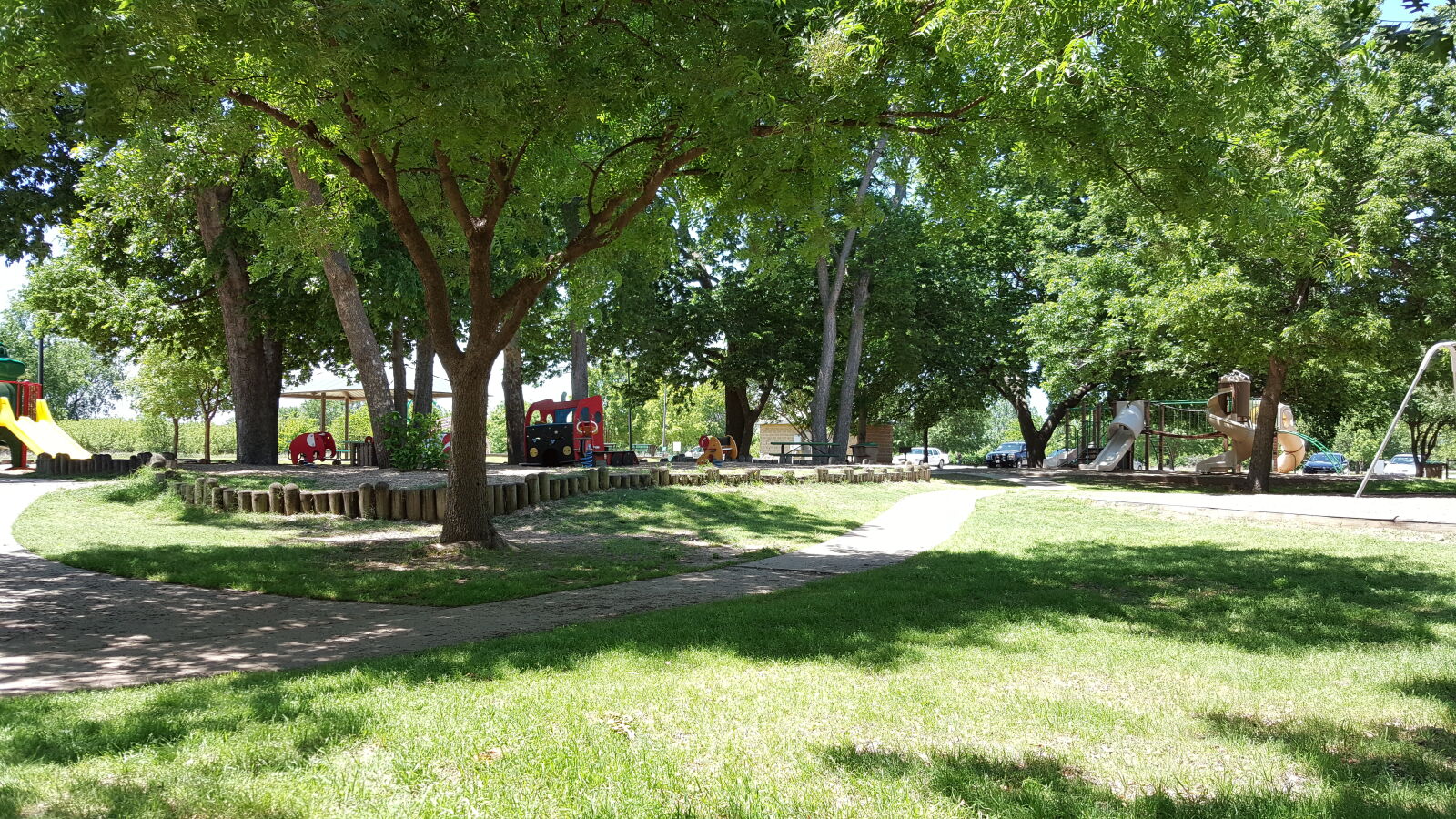 Samsung Galaxy Note5 sample photo. Park, peaceful, playground, slides photography