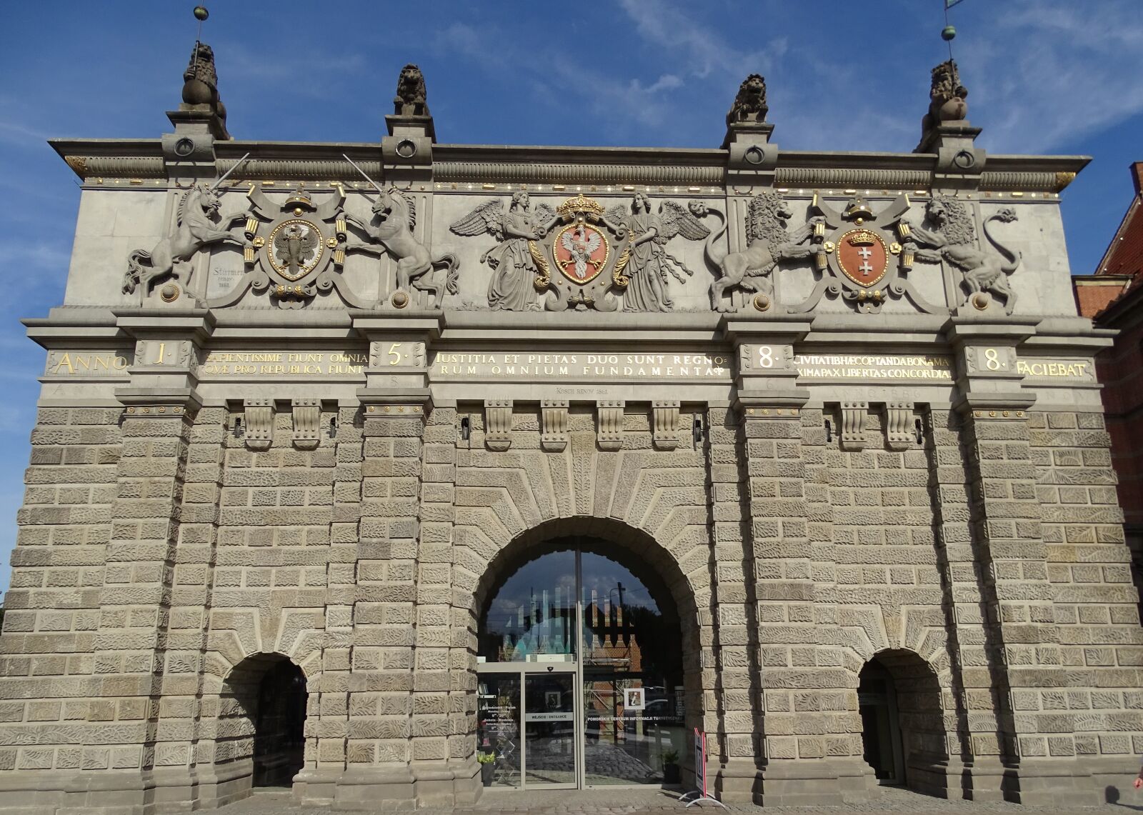 Sony Cyber-shot DSC-HX400V sample photo. Poland, gdansk, city gate photography