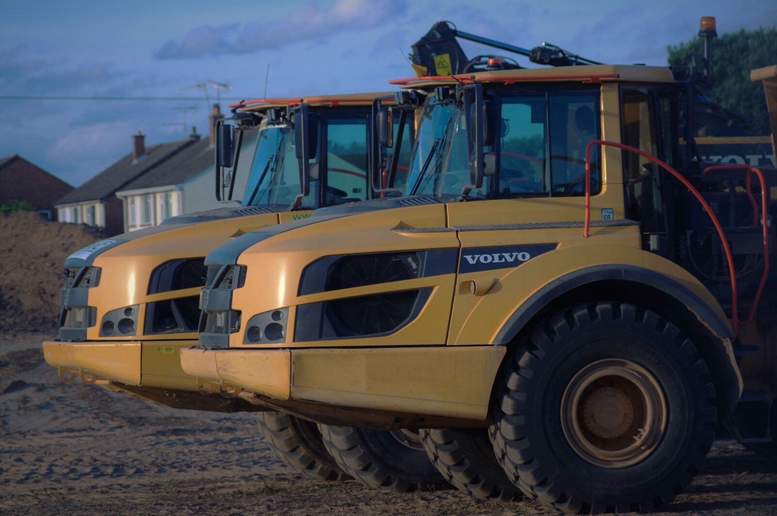 Pentax K-x sample photo. Construction, tipper, truck photography