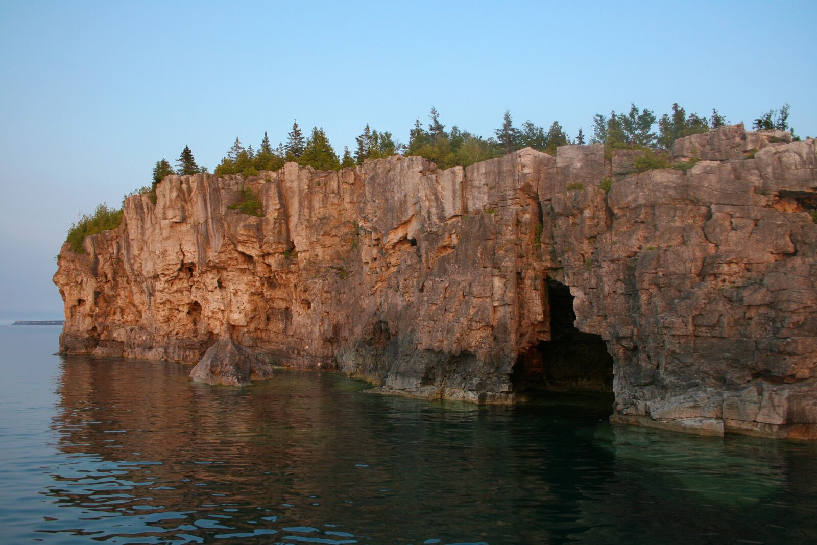 Canon EOS 20D sample photo. Coast, cliff, rocks photography