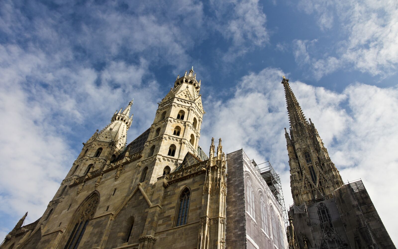 Canon EOS 550D (EOS Rebel T2i / EOS Kiss X4) sample photo. Vienna, cathedral of st photography