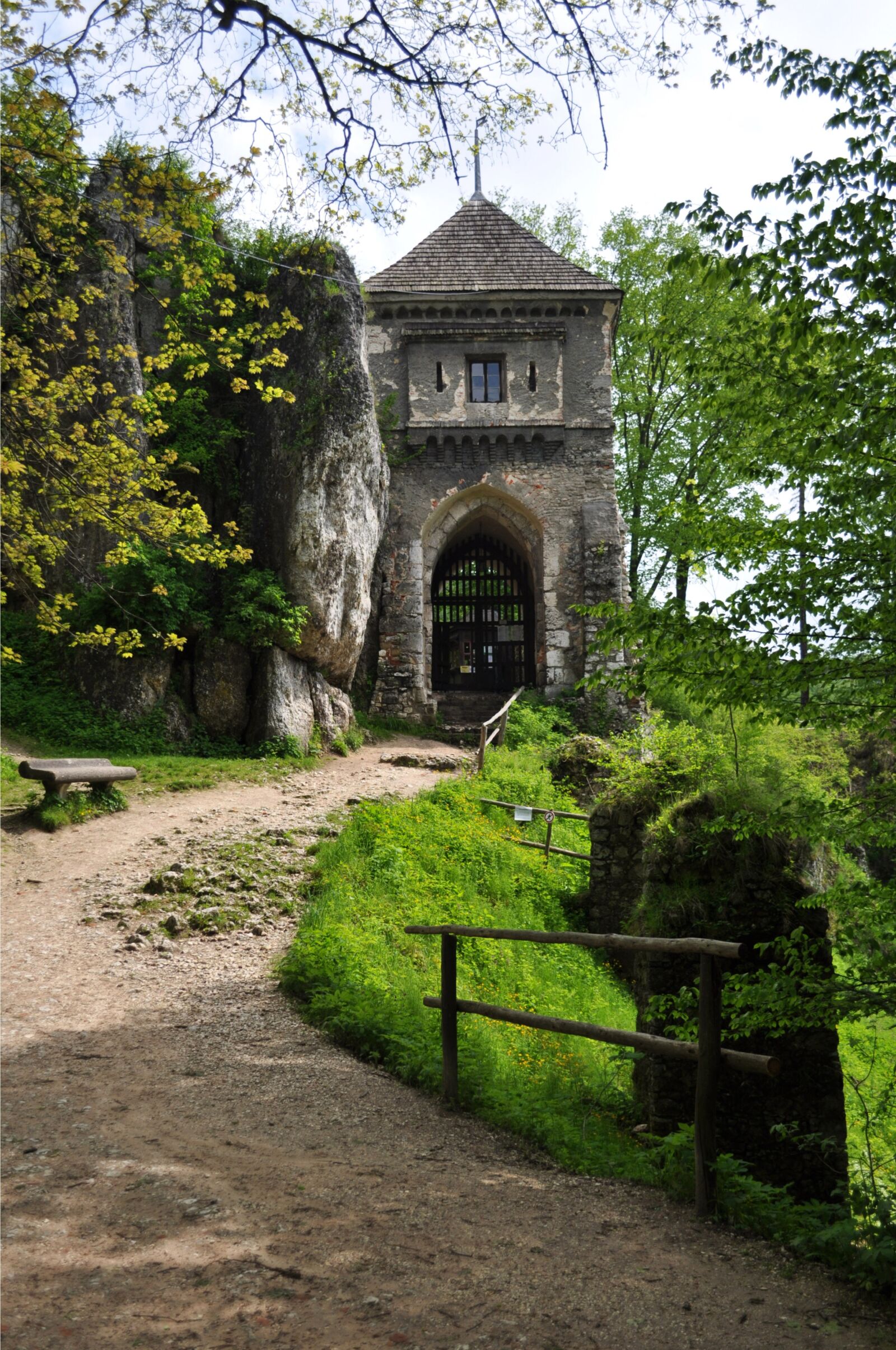 Nikon D90 sample photo. The founding fathers, castle photography