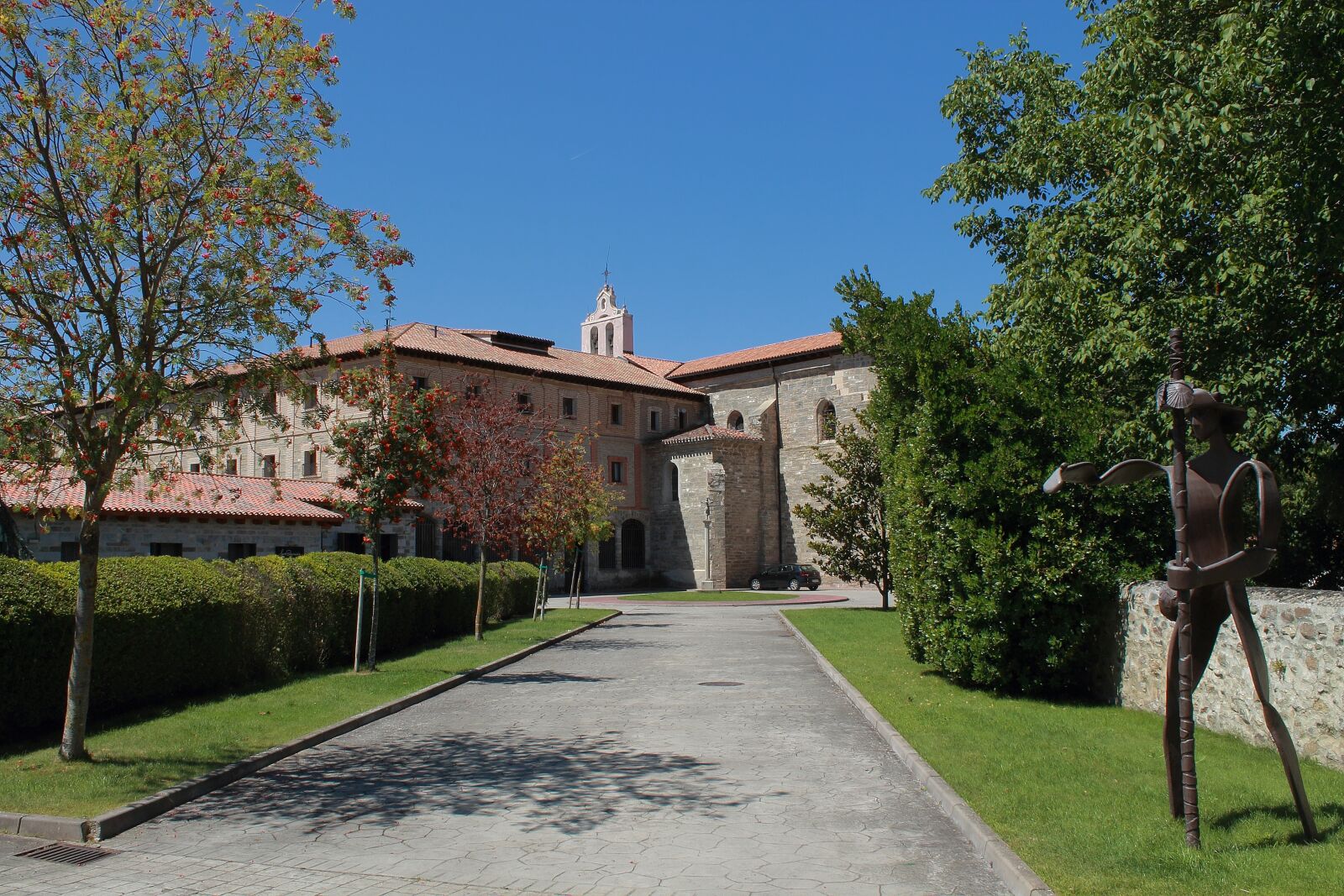 Canon EOS 1100D (EOS Rebel T3 / EOS Kiss X50) sample photo. Architecture, monastery, religion photography