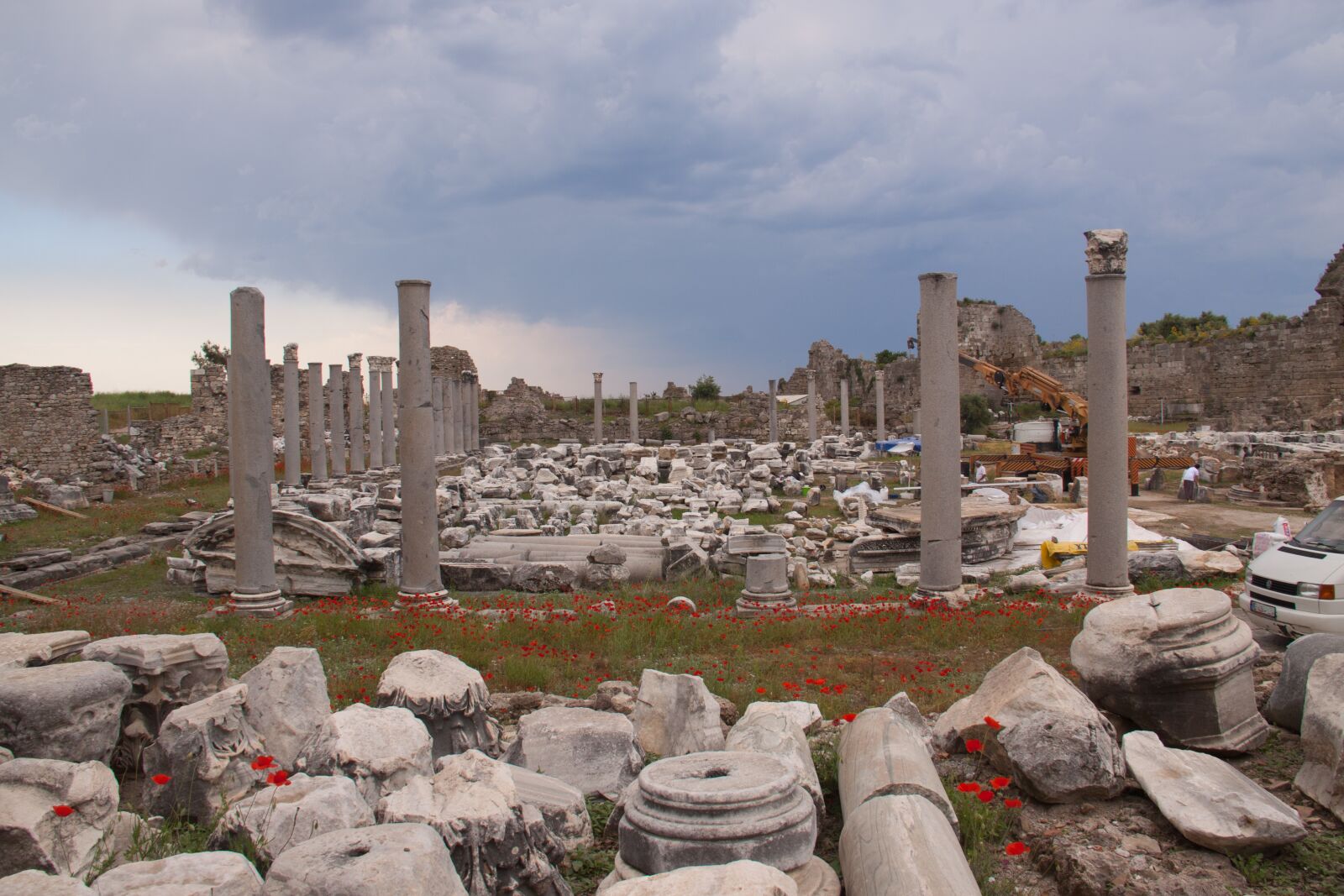 Canon EOS 50D sample photo. Ruins, turkey, poppies photography