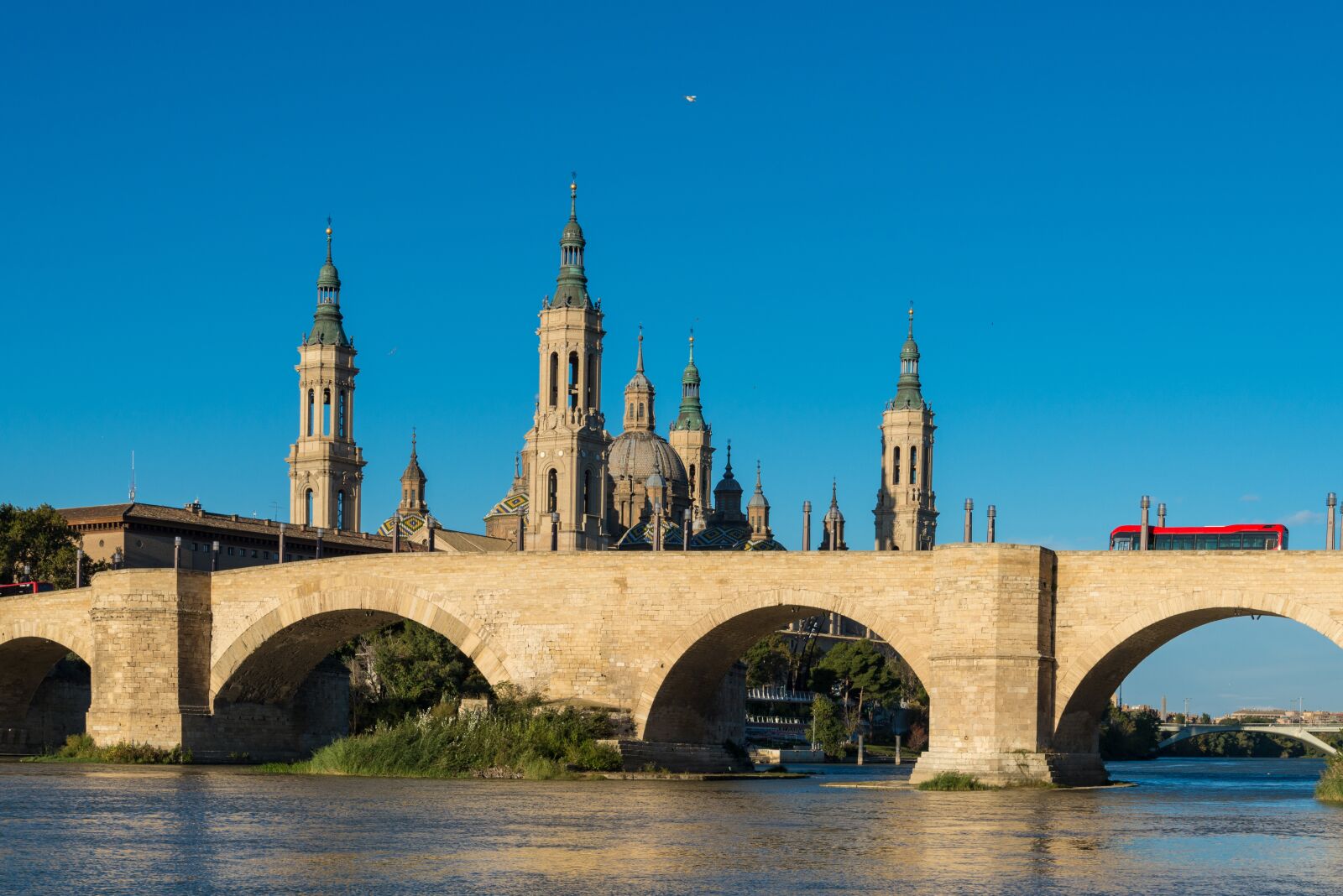 Nikon D610 sample photo. Zaragoza, bridge, river photography