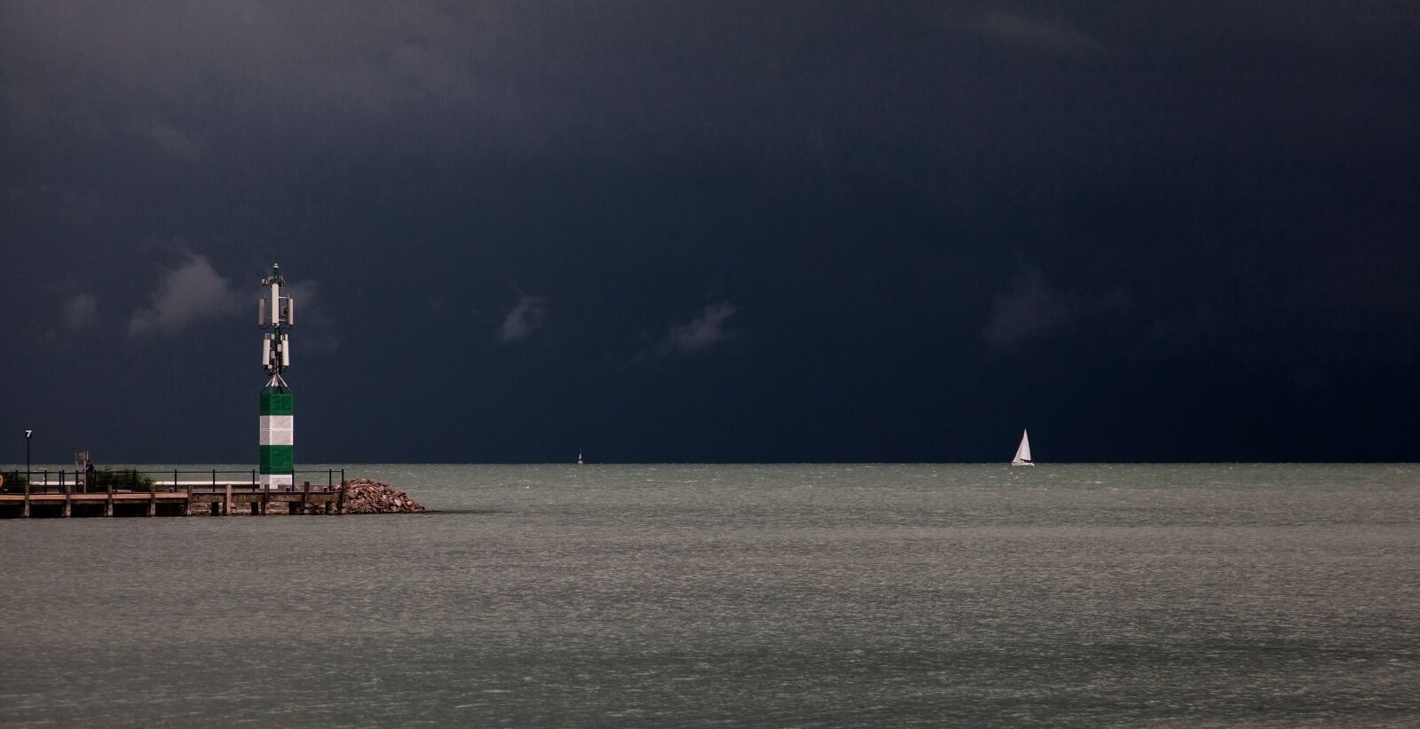 Canon EOS 5D Mark II sample photo. Lake, storm, cloud photography