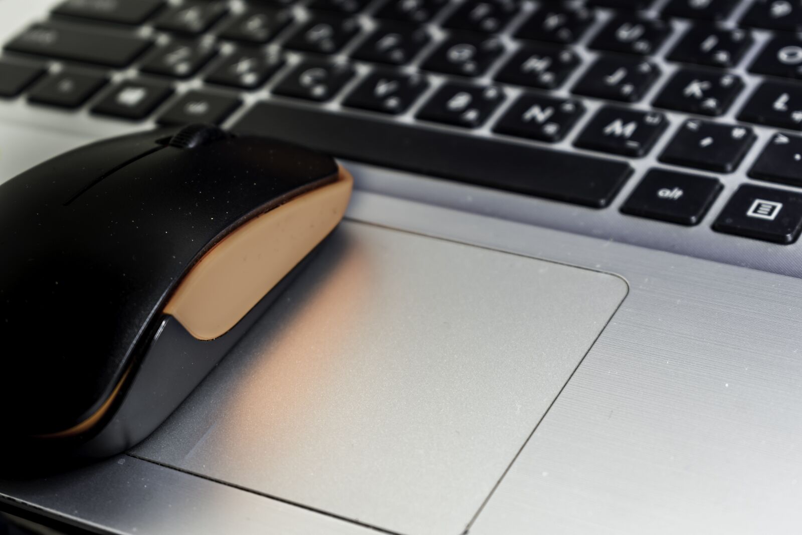 Nikon D5500 sample photo. Computer, business, keyboard photography