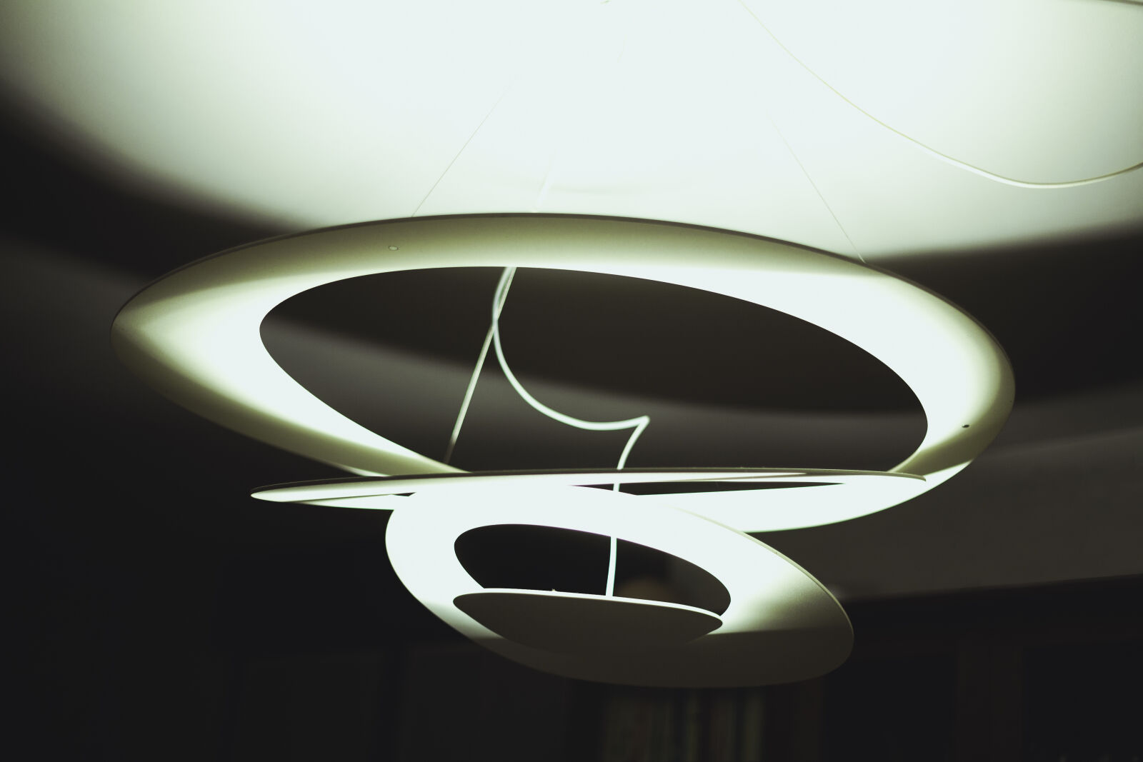 Canon EOS 5D sample photo. White, drop, ceiling, light photography