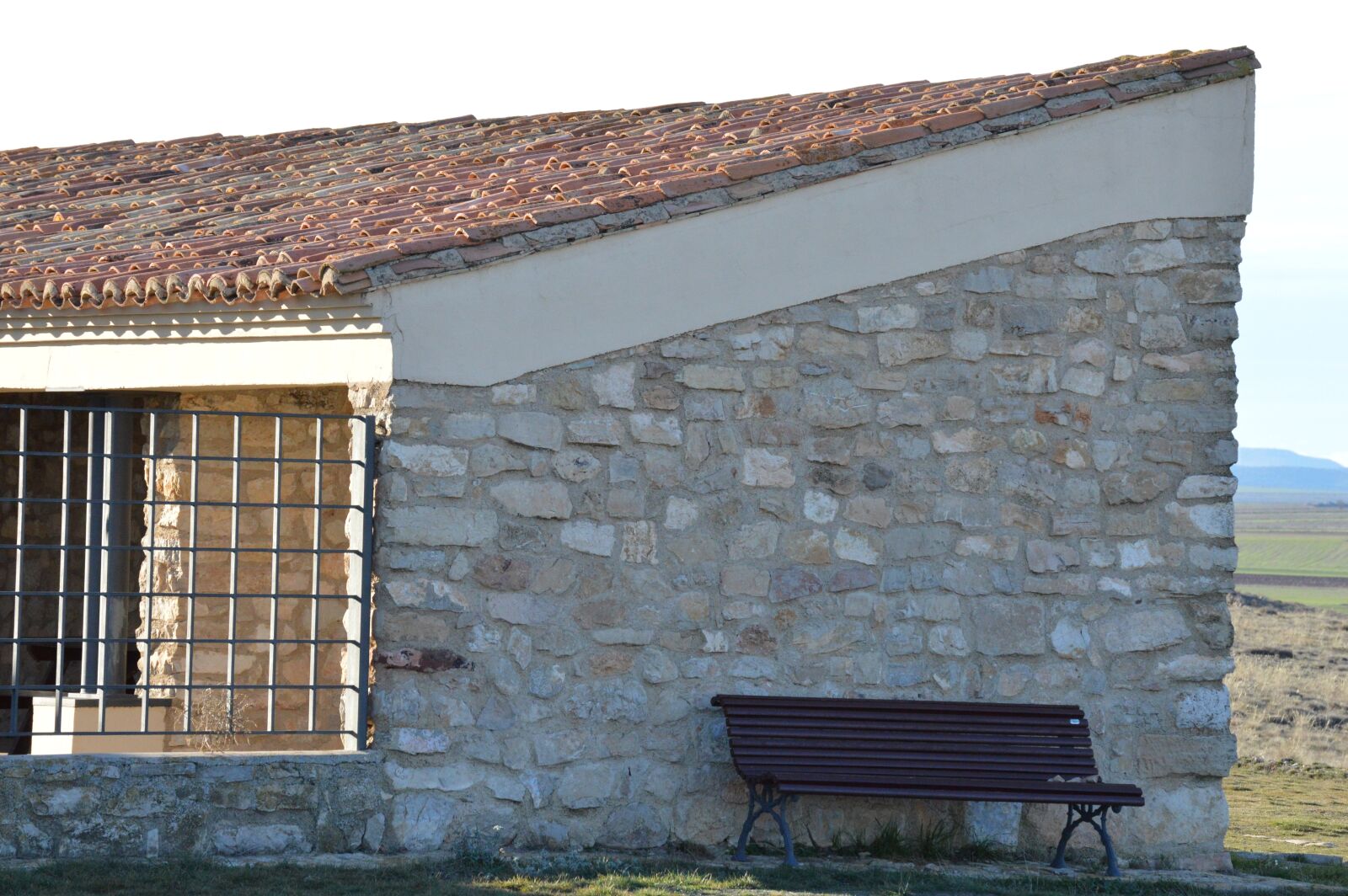 Nikon D3200 sample photo. Hold on, bank, waiting photography