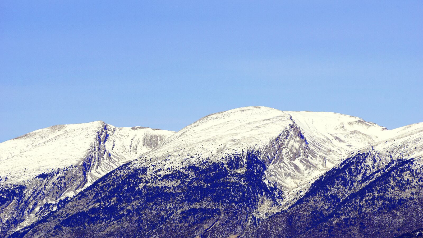 Sony a6000 sample photo. Cadi, snowy mountains, snow photography