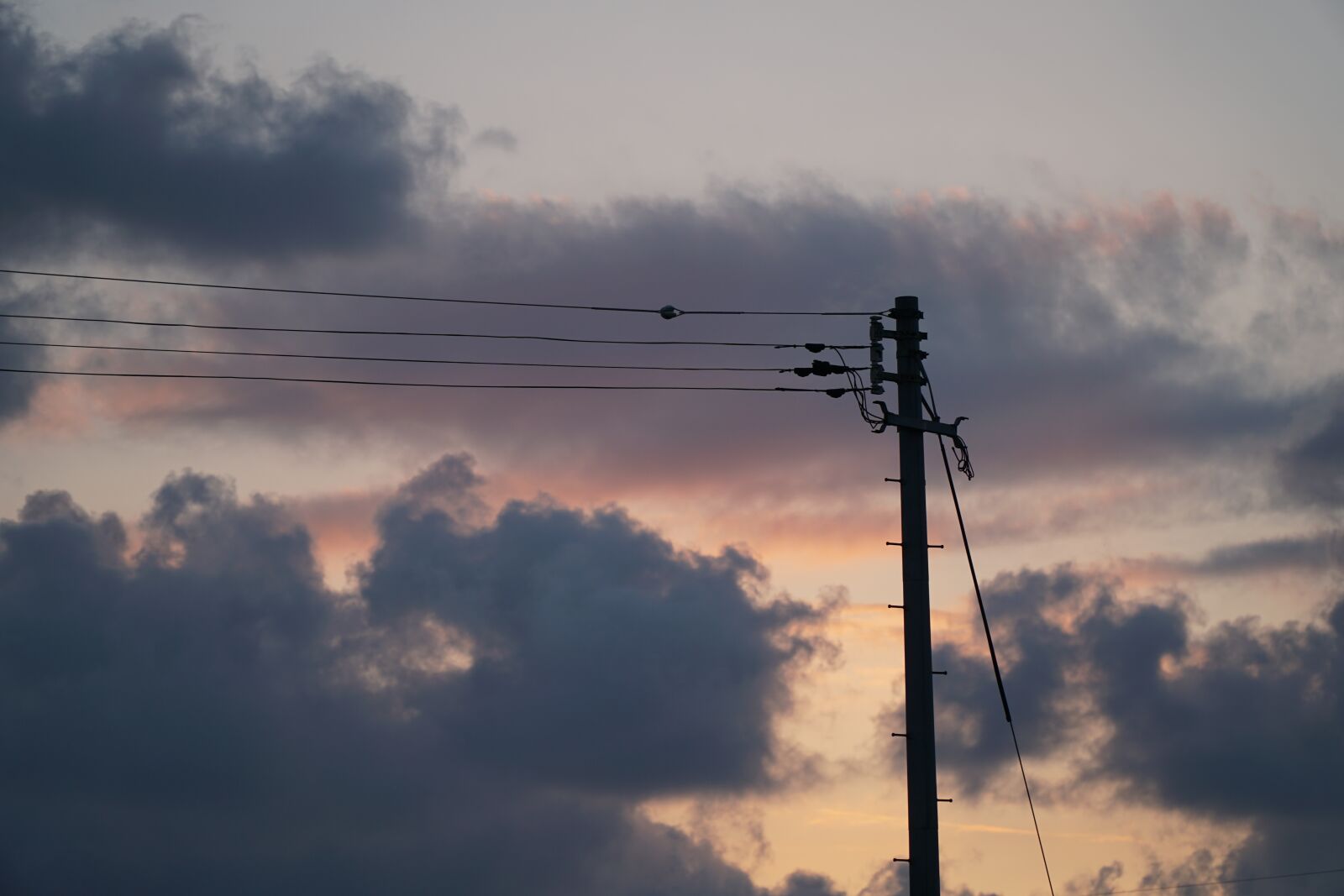 Sony a6300 + Sony E PZ 18-105mm F4 G OSS sample photo. Sky, evening, cloud photography